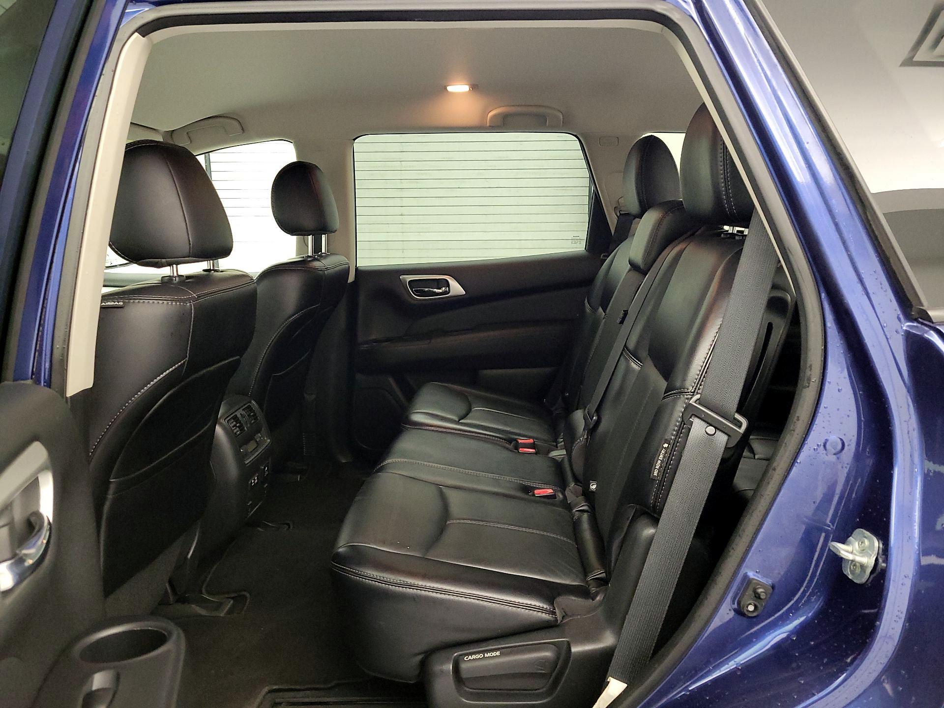 Thumbnail: 2020 Nissan Pathfinder - 20