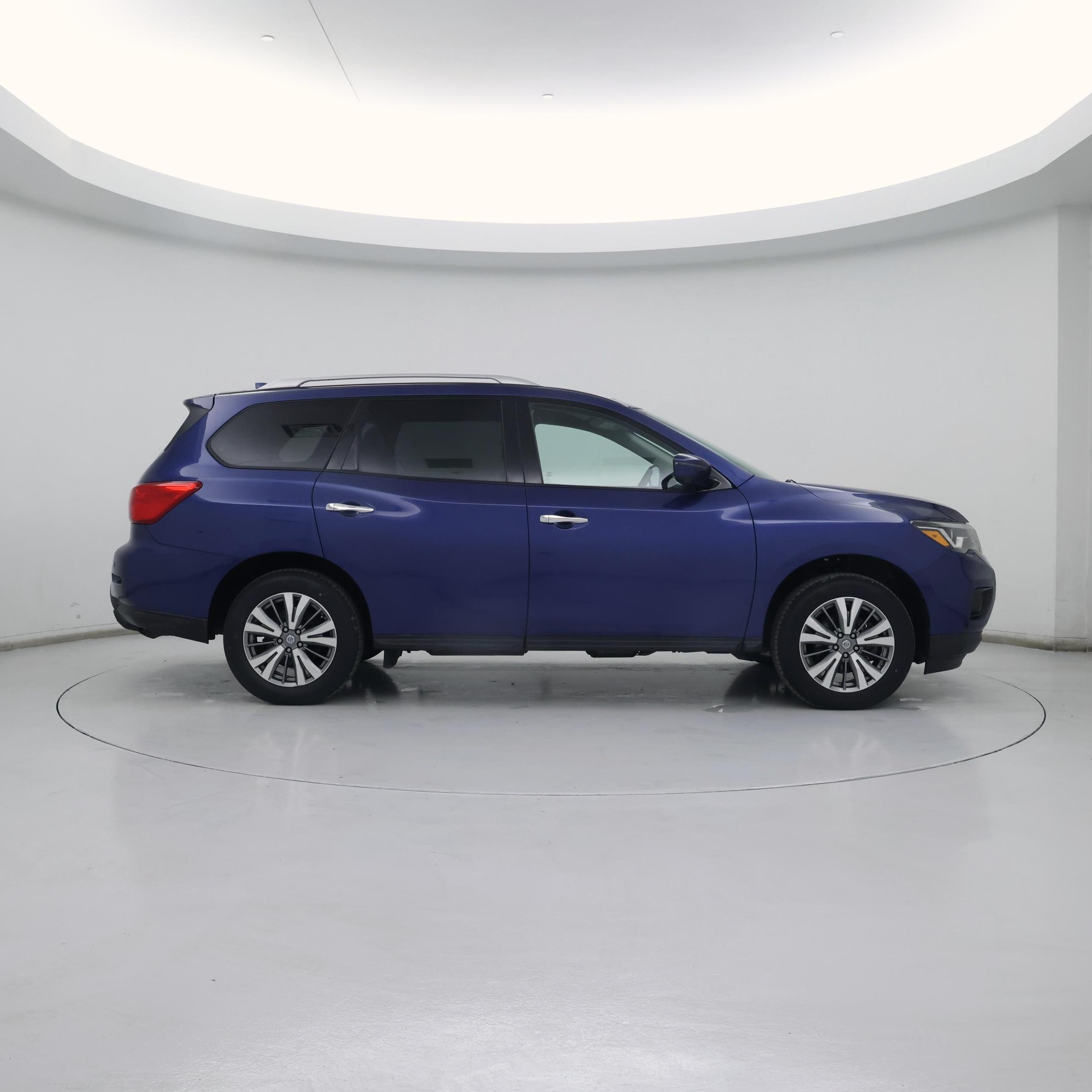 Thumbnail: 2020 Nissan Pathfinder - 7