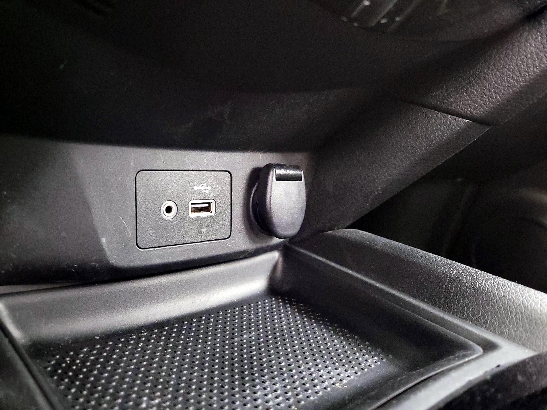 Thumbnail: 2018 Nissan Rogue - 18