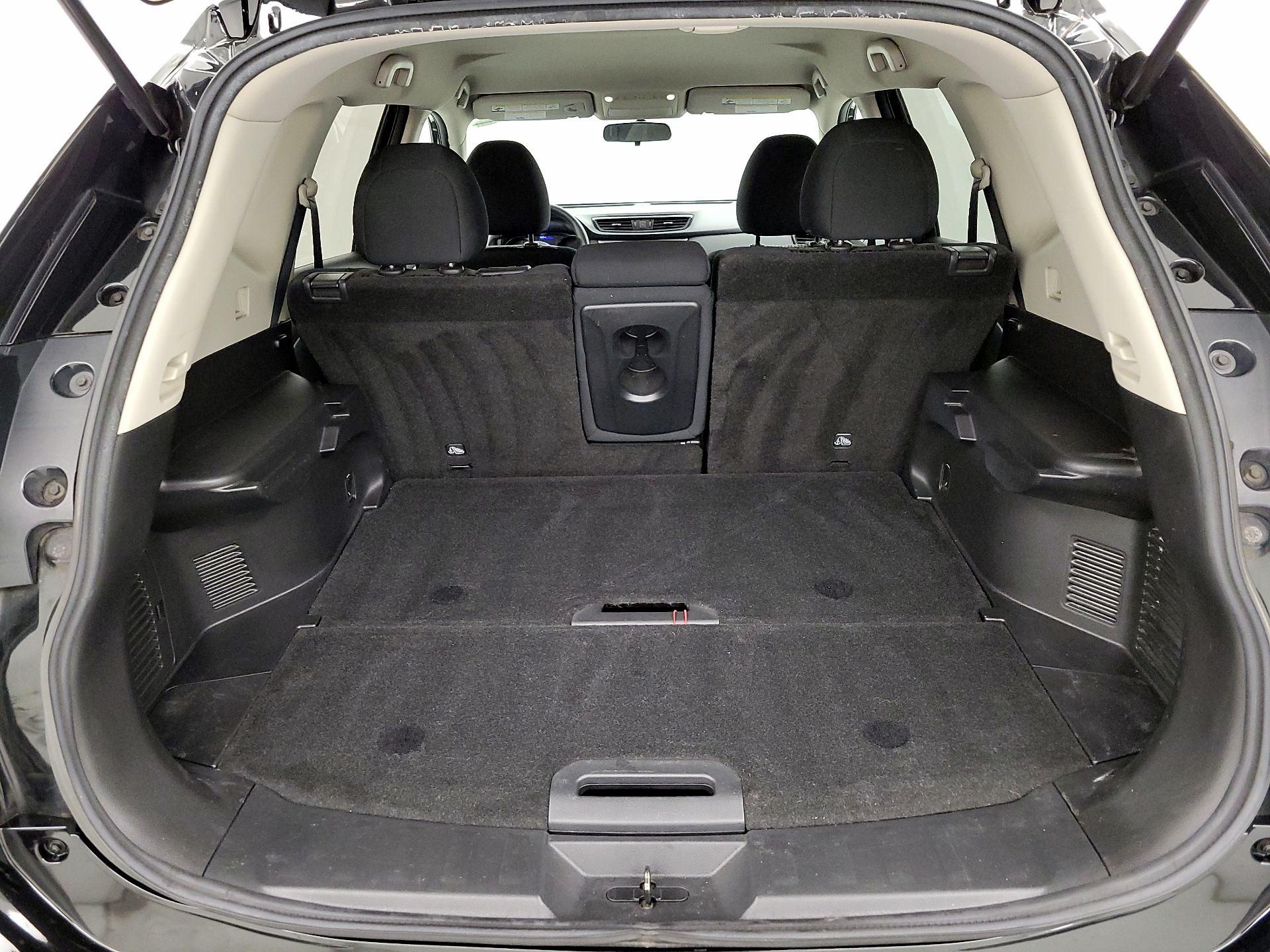 Thumbnail: 2018 Nissan Rogue - 20