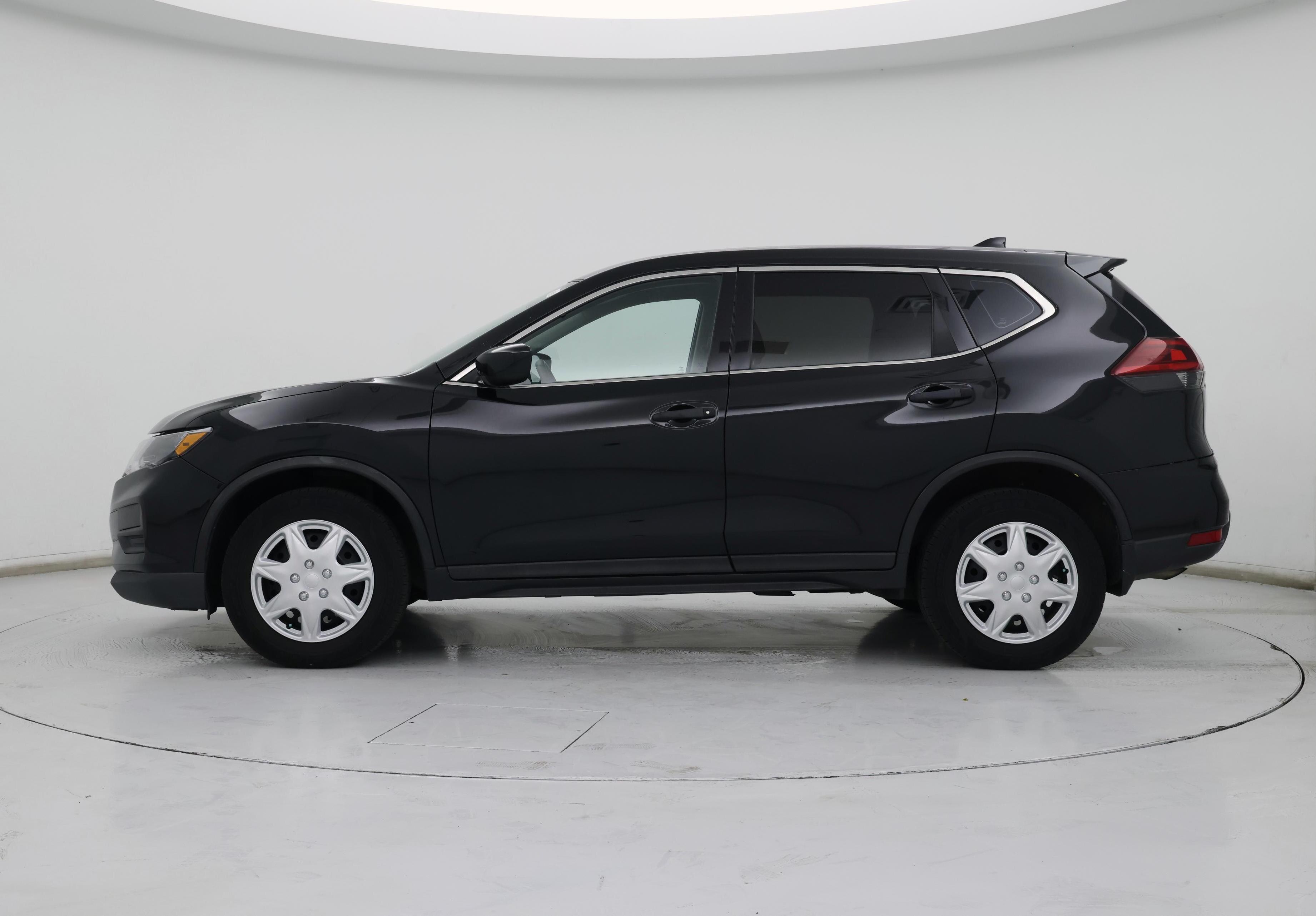 Thumbnail: 2018 Nissan Rogue - 3