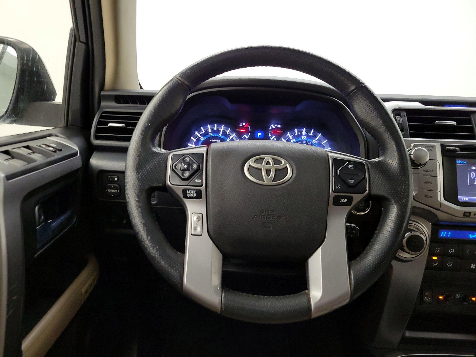 Thumbnail: 2017 Toyota 4Runner - 10