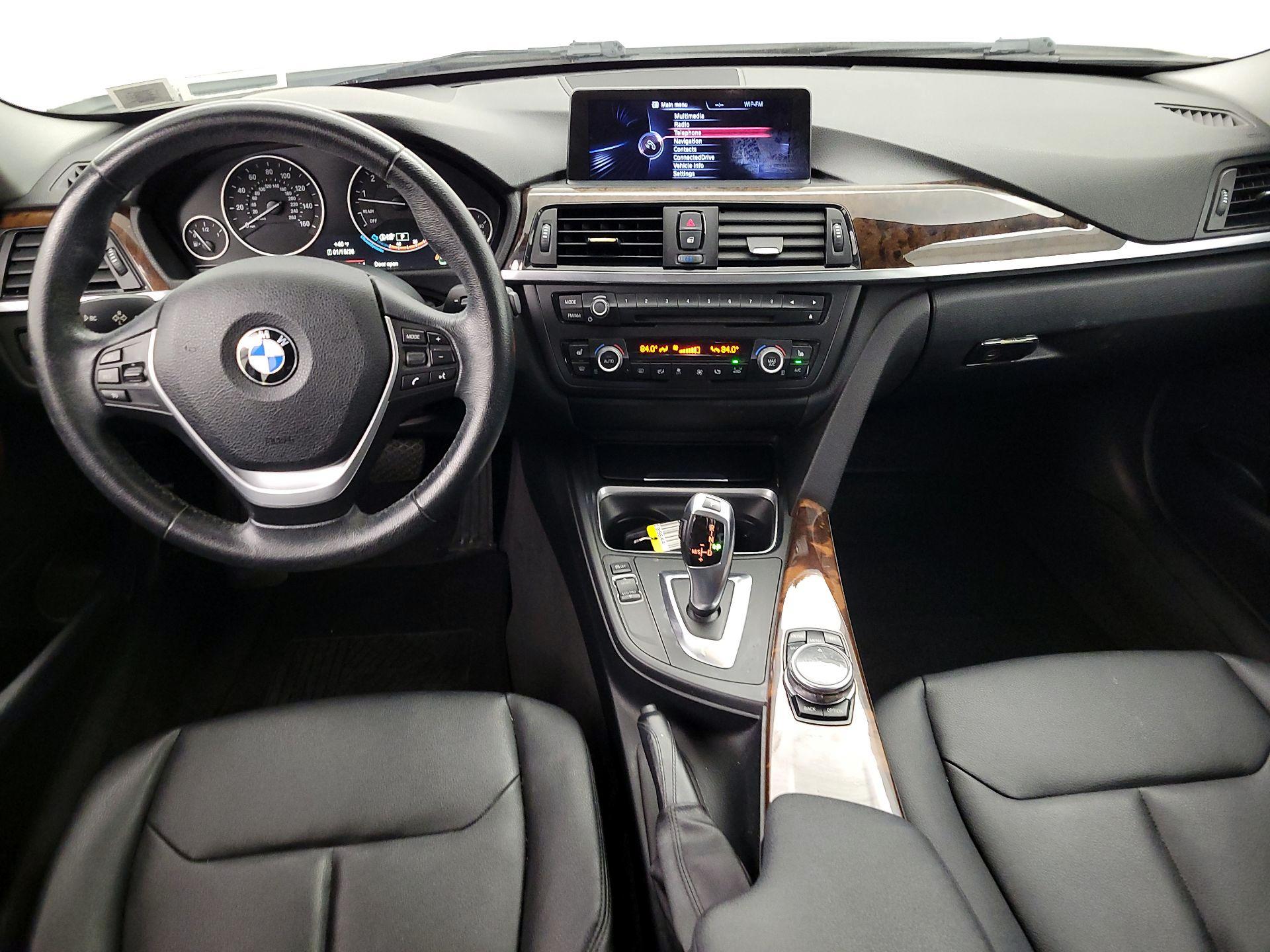 Thumbnail: 2015 BMW 3 Series - 9