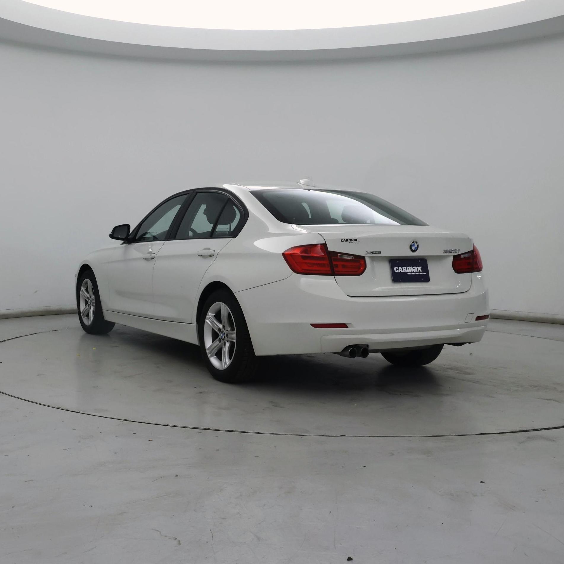 Thumbnail: 2015 BMW 3 Series - 2