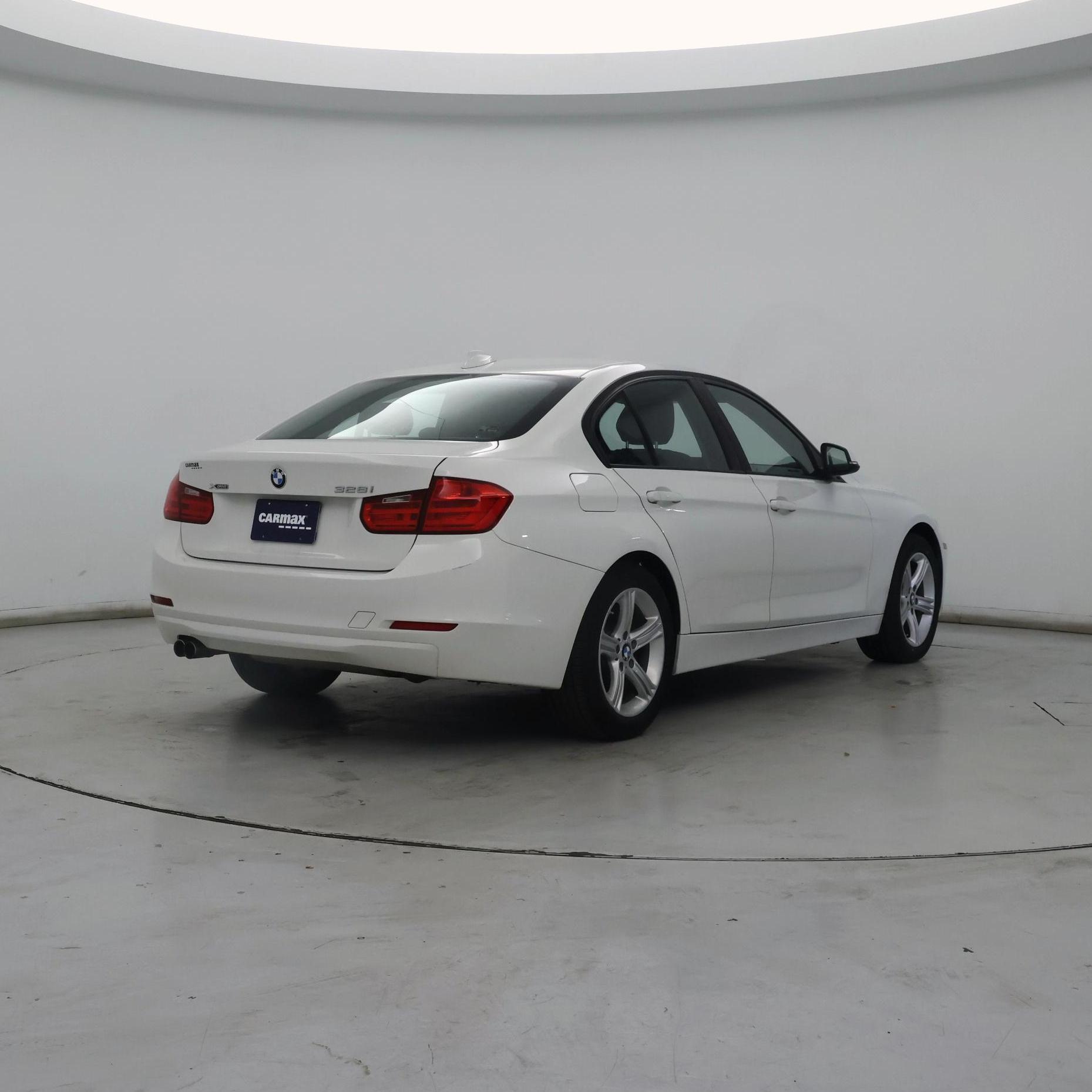 Thumbnail: 2015 BMW 3 Series - 8