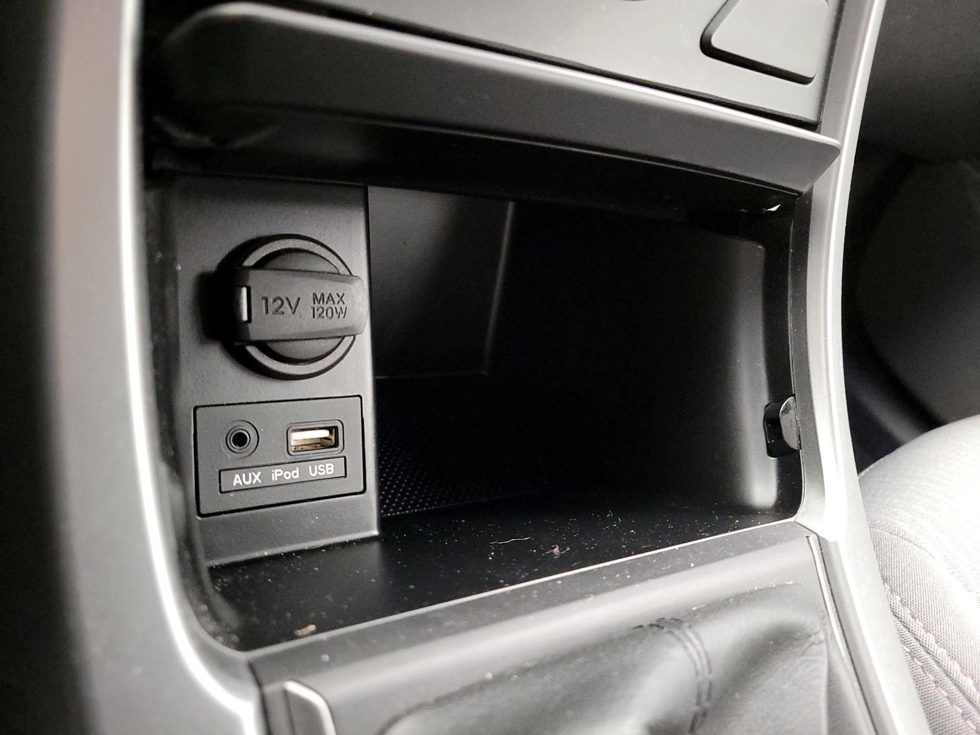 Thumbnail: 2014 Hyundai Elantra - 17