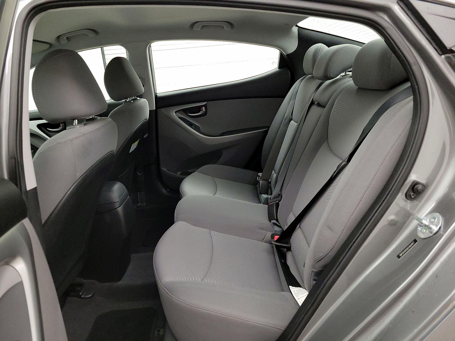 Thumbnail: 2014 Hyundai Elantra - 18