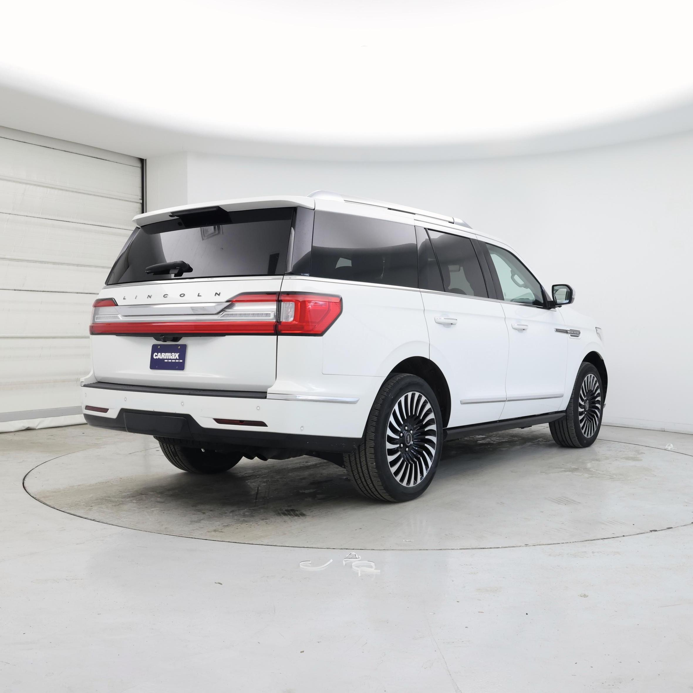 Thumbnail: 2021 Lincoln Navigator - 8