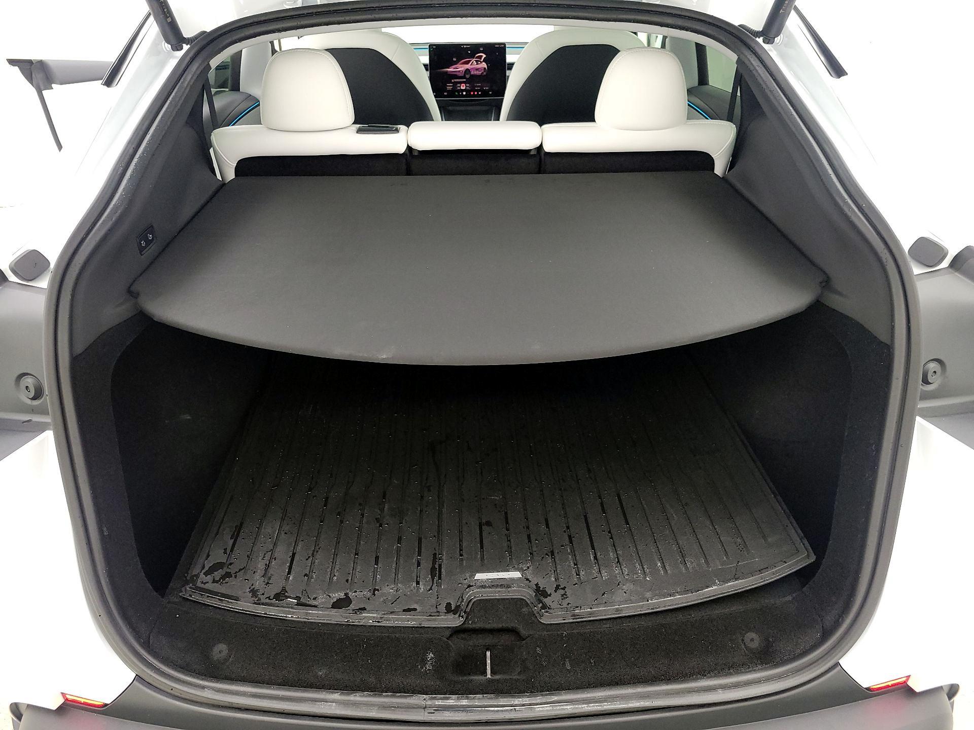 Thumbnail: 2026 Tesla Model Y - 19