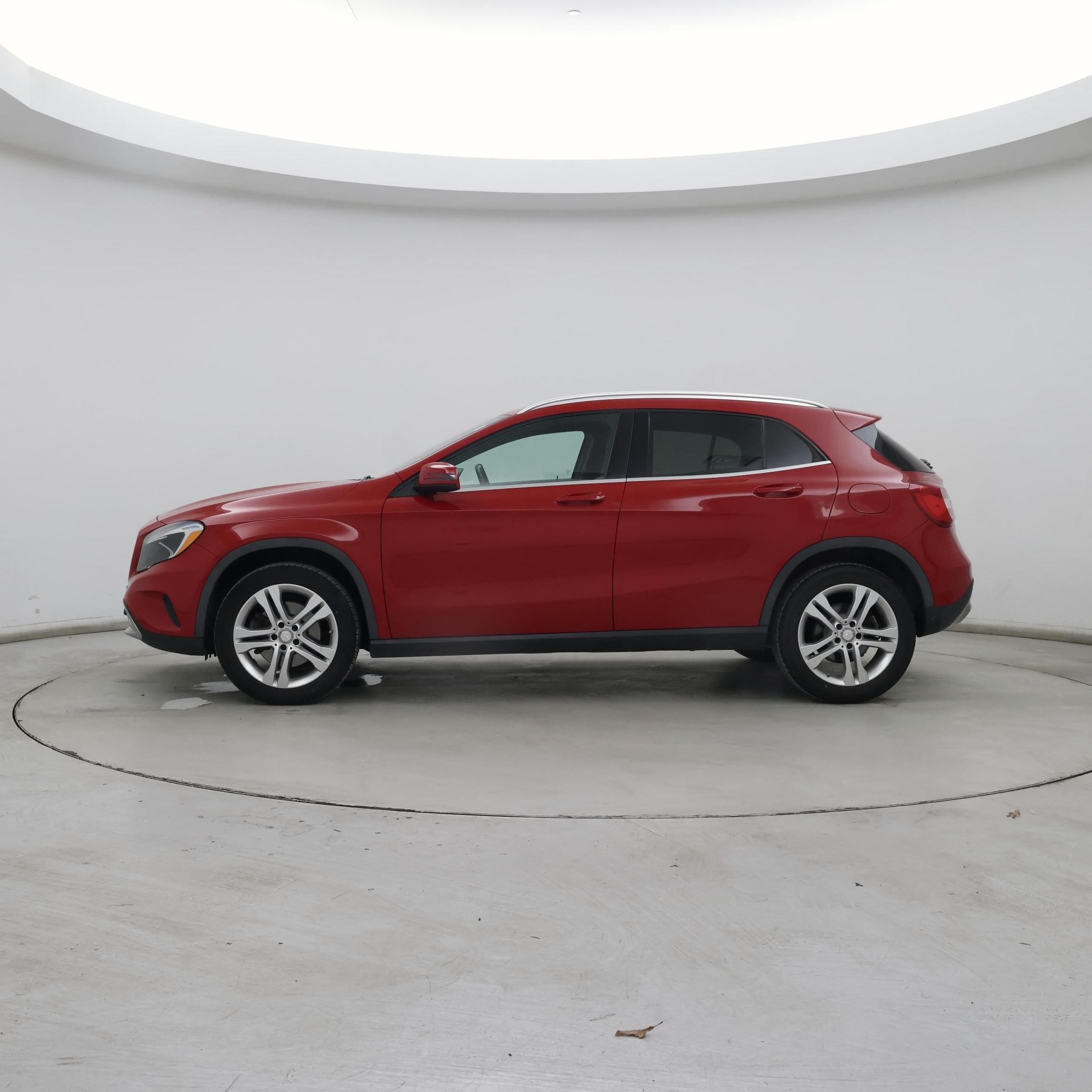 Thumbnail: 2016 Mercedes-Benz GLA - 3