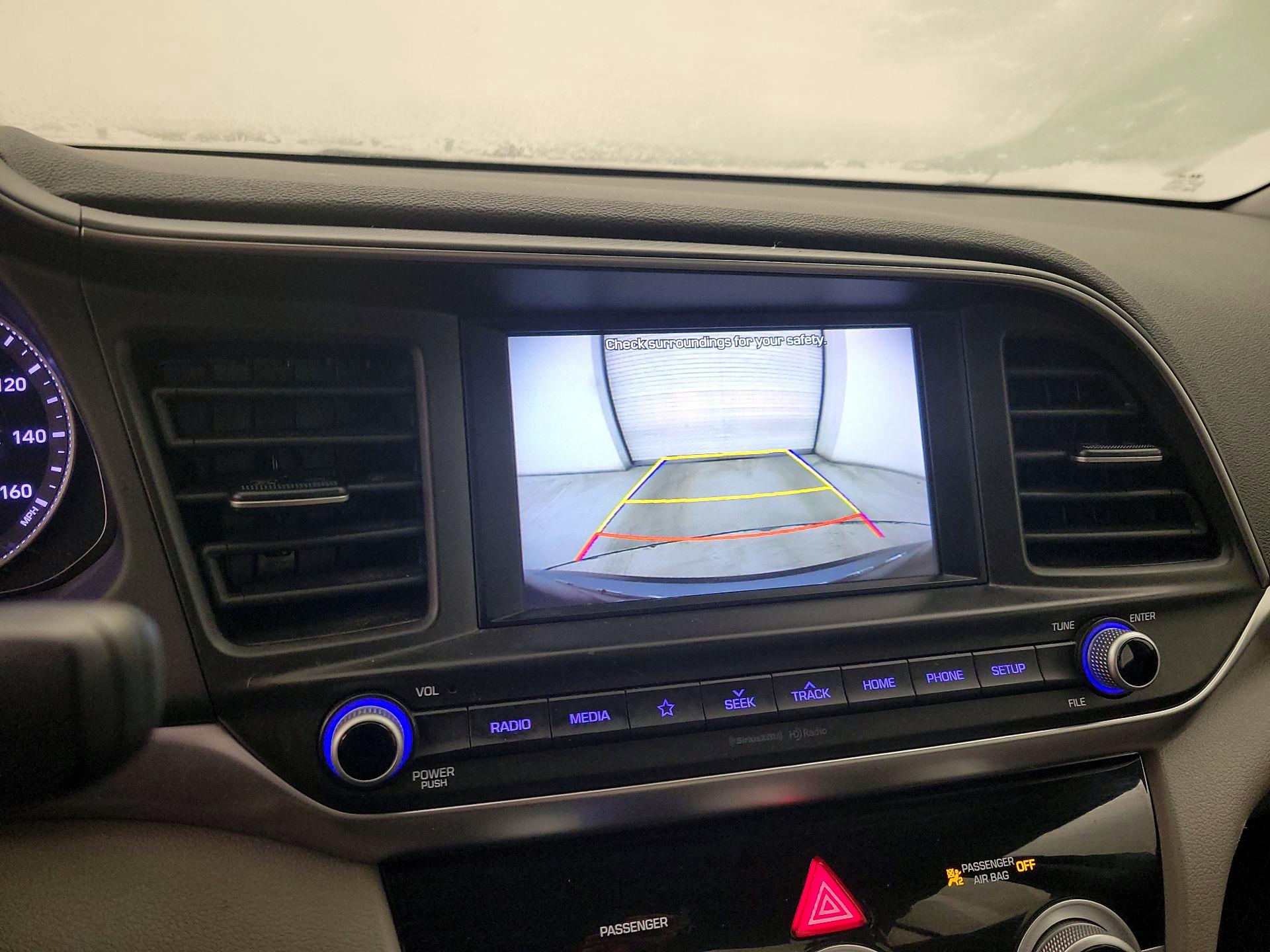 Thumbnail: 2019 Hyundai Elantra - 14