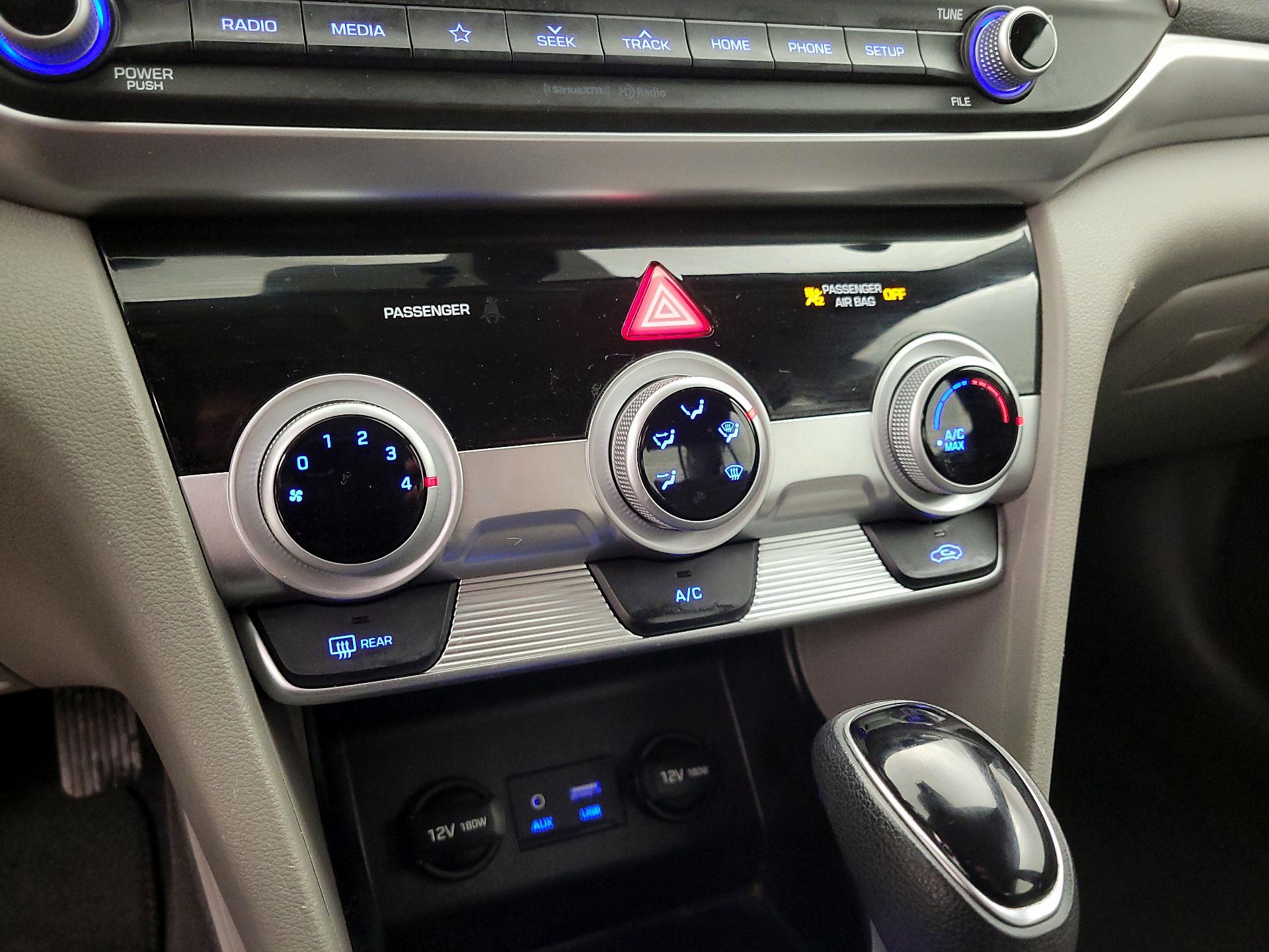 Thumbnail: 2019 Hyundai Elantra - 16