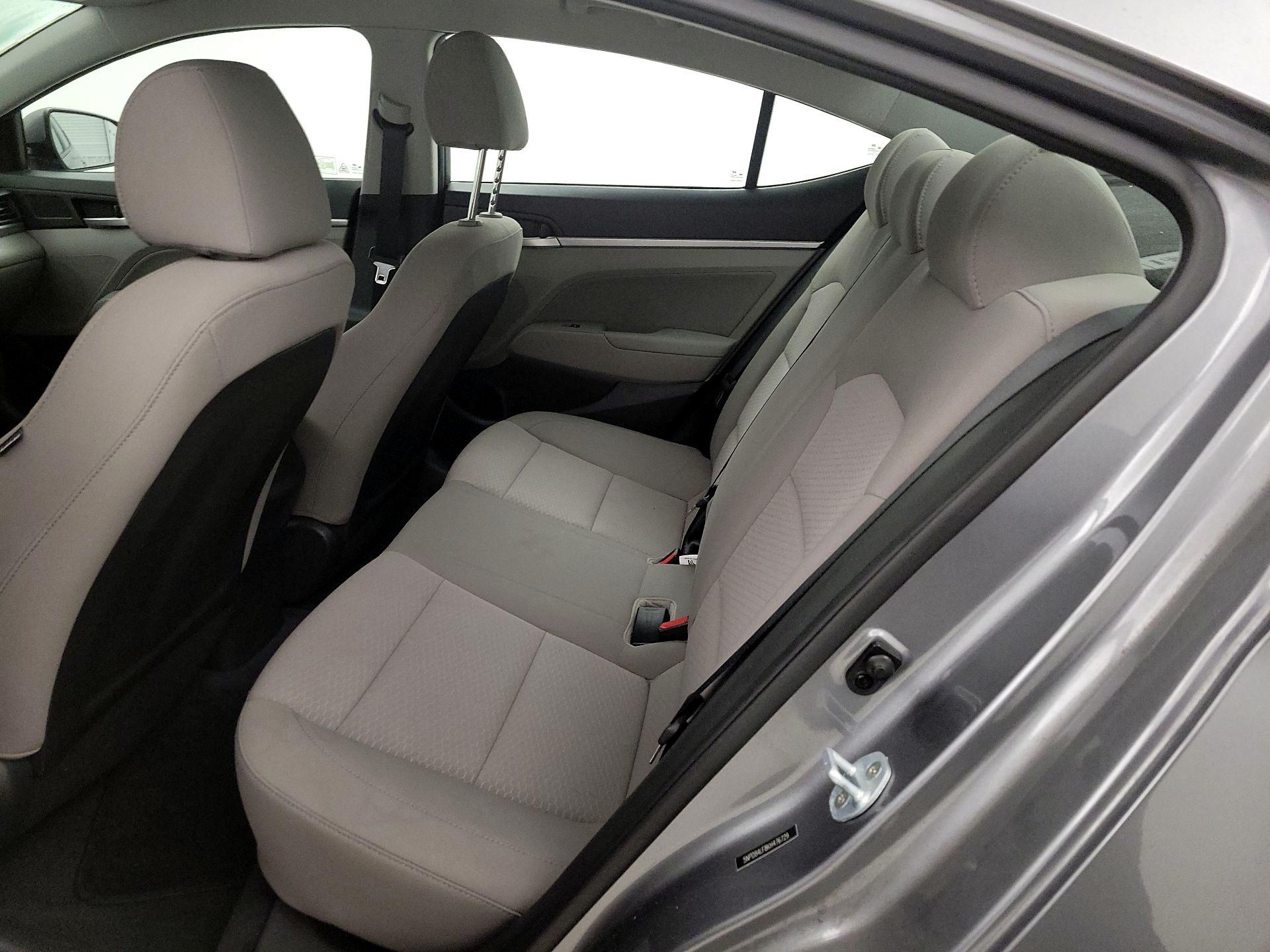 Thumbnail: 2019 Hyundai Elantra - 19