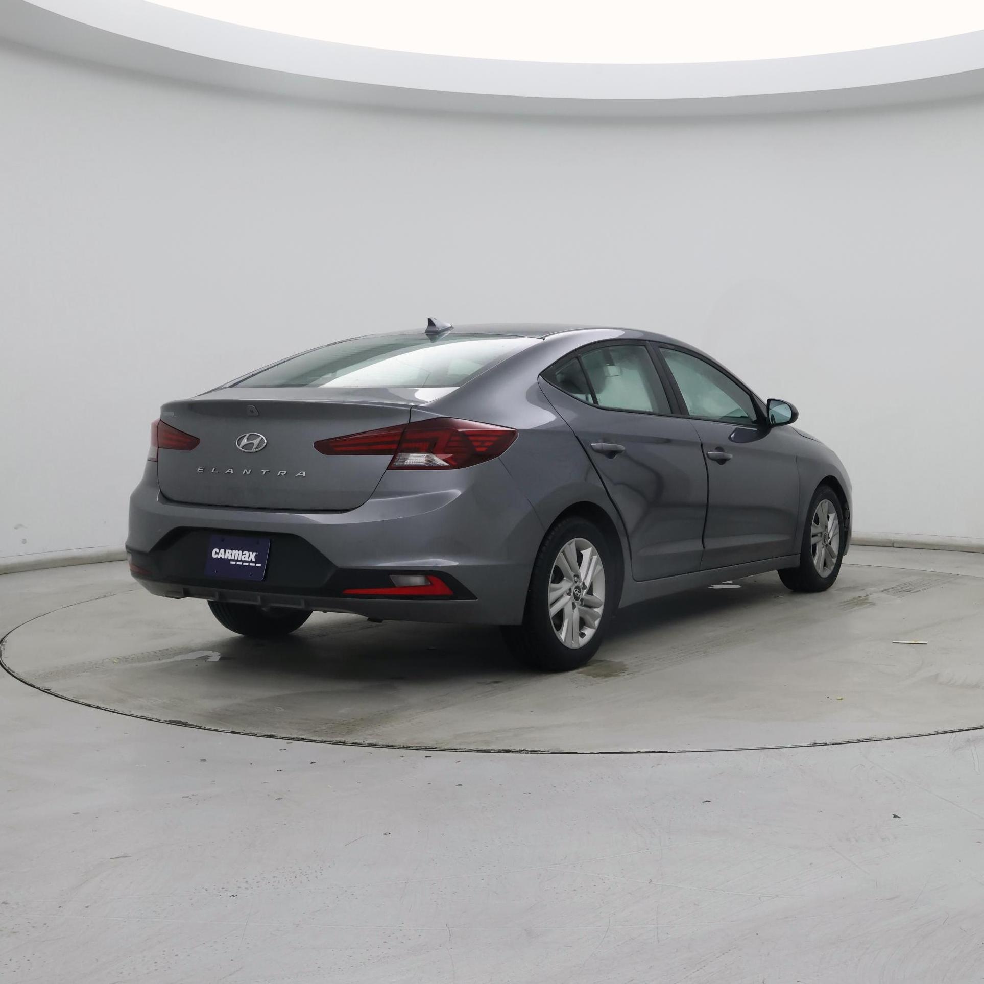 Thumbnail: 2019 Hyundai Elantra - 8