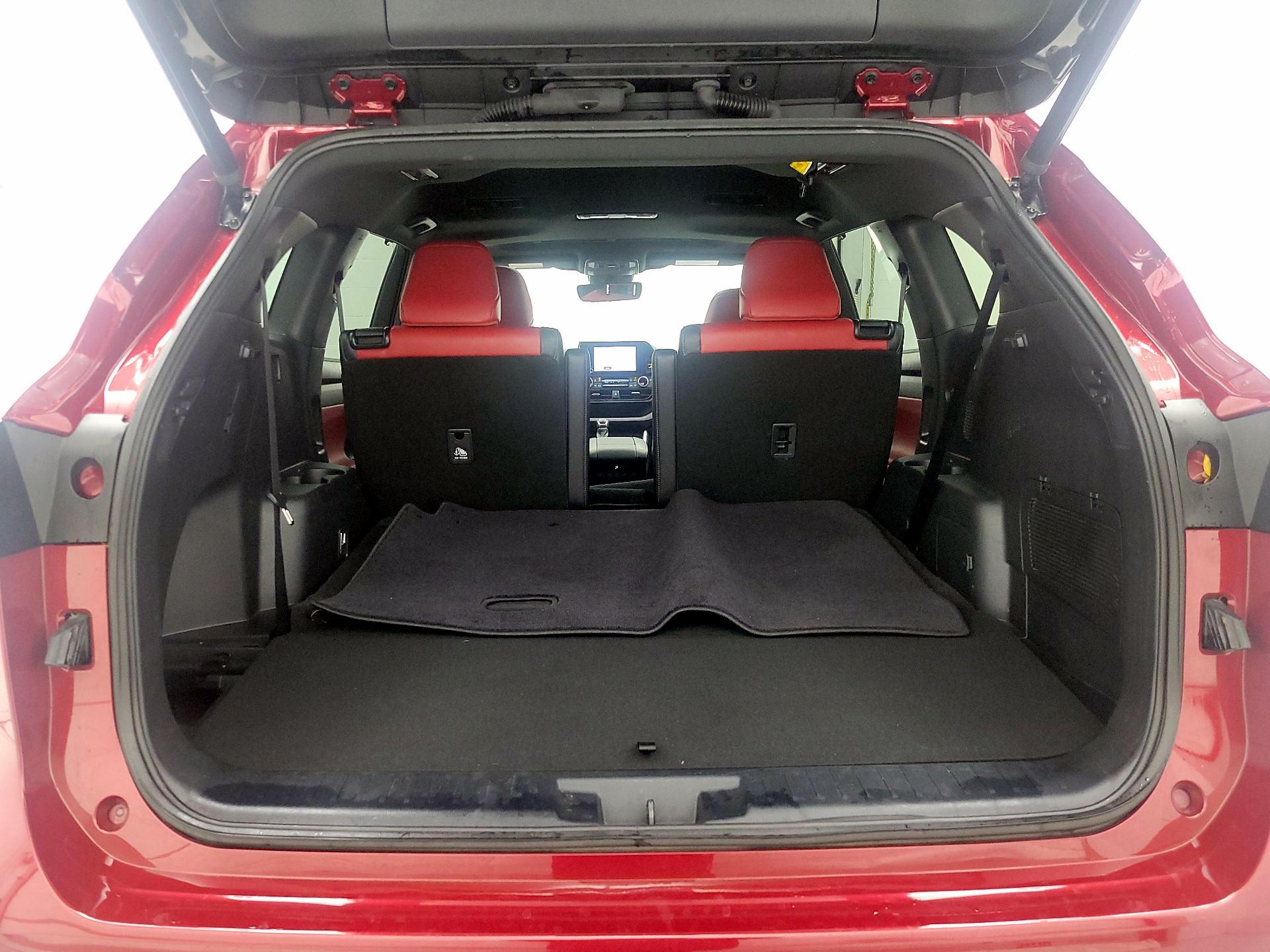 Thumbnail: 2023 Toyota Highlander - 20