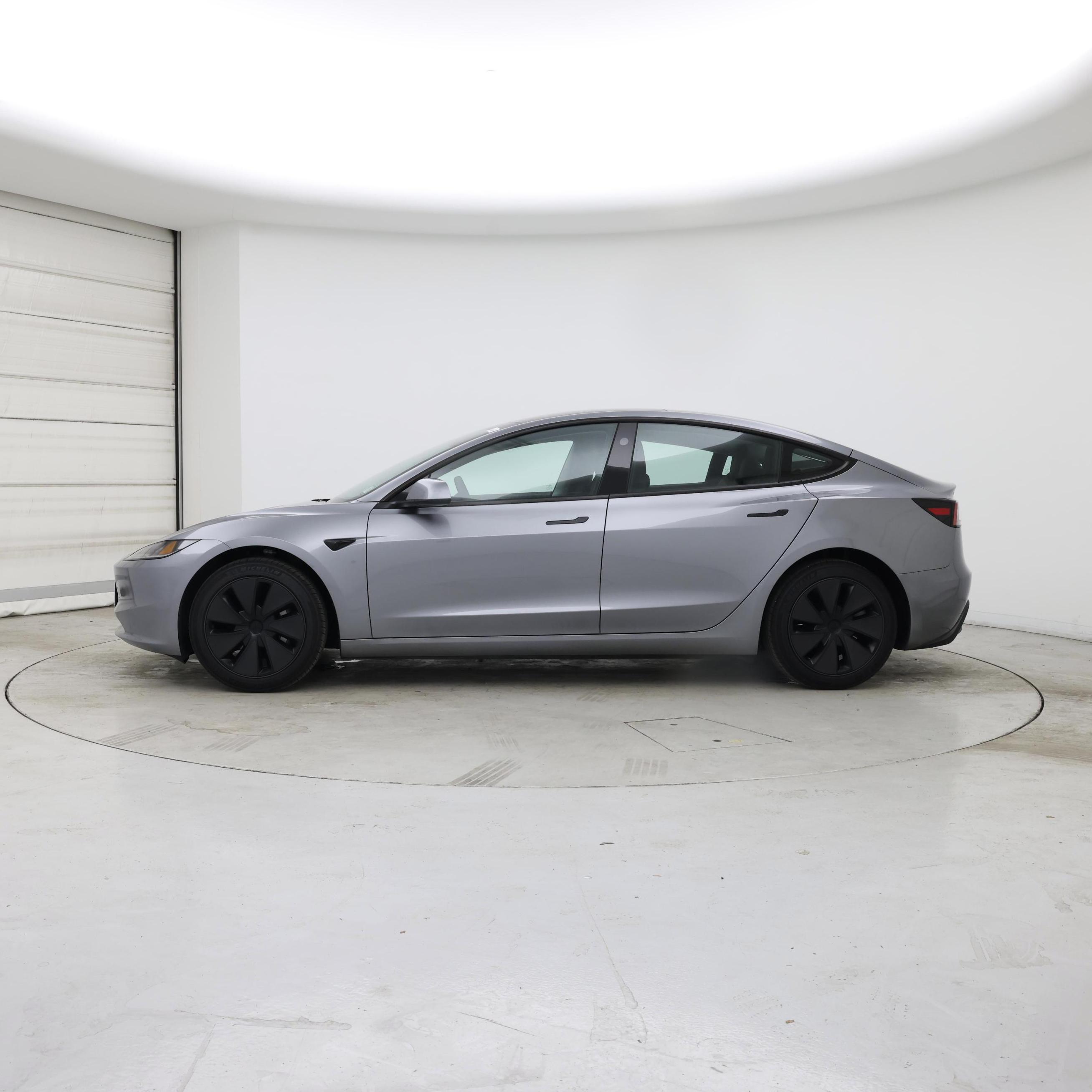 Thumbnail: 2025 Tesla Model 3 - 3