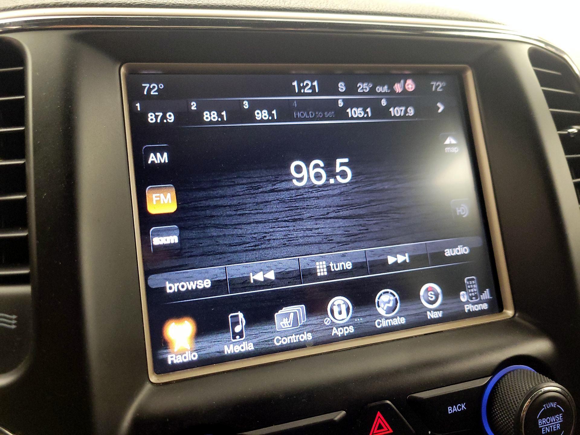 Thumbnail: 2014 Jeep Grand Cherokee - 16