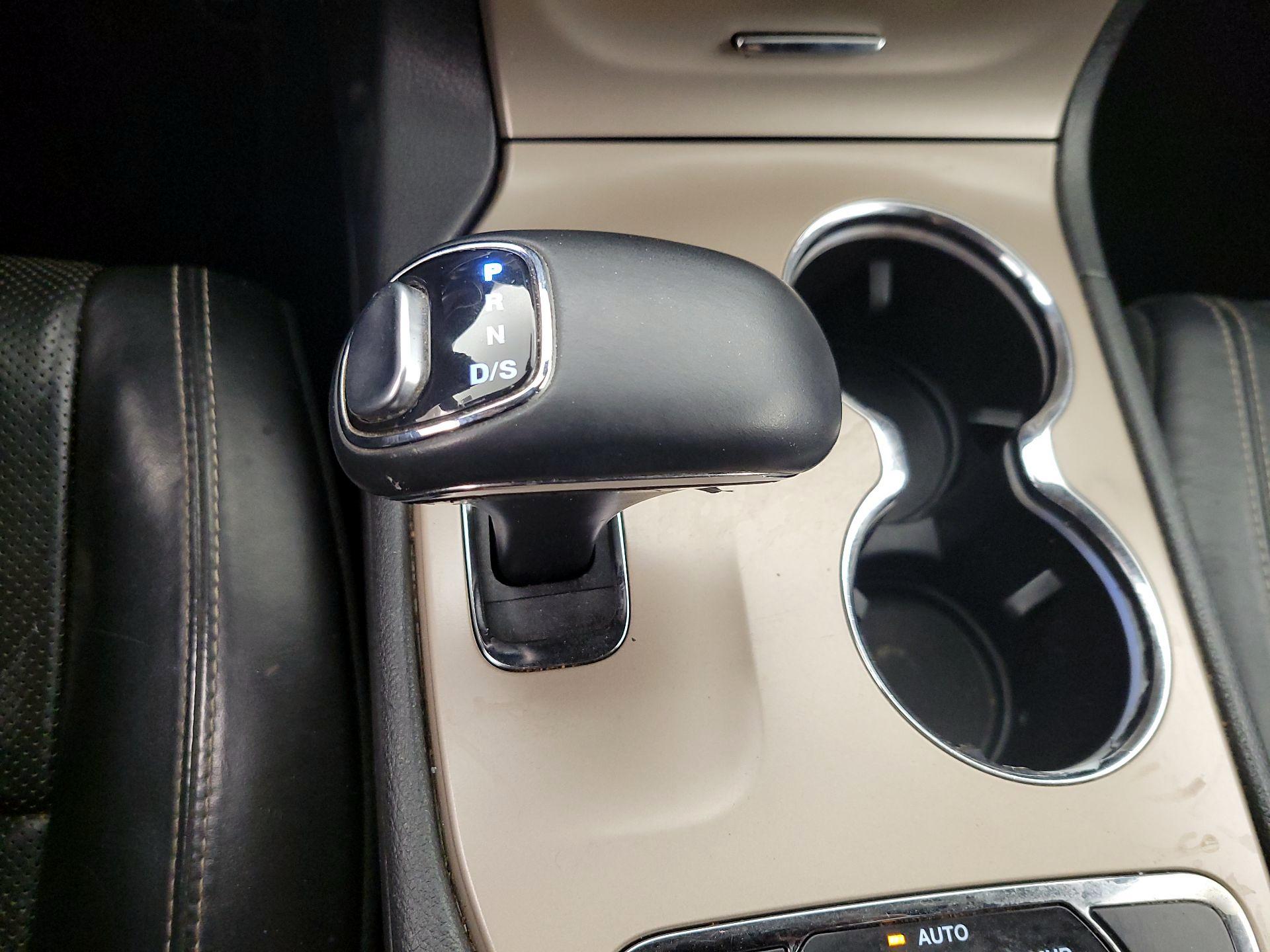 Thumbnail: 2014 Jeep Grand Cherokee - 18