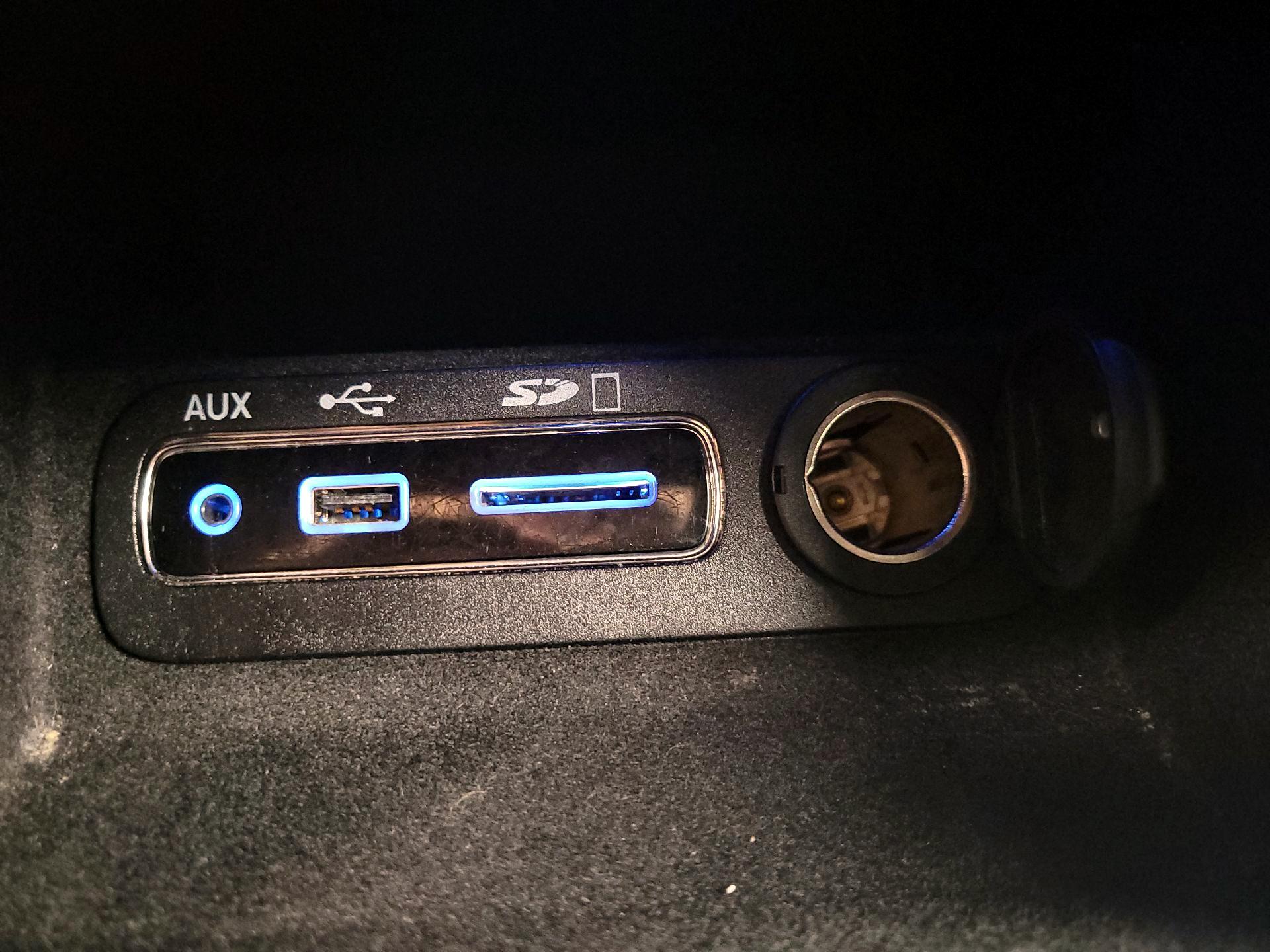 Thumbnail: 2014 Jeep Grand Cherokee - 19