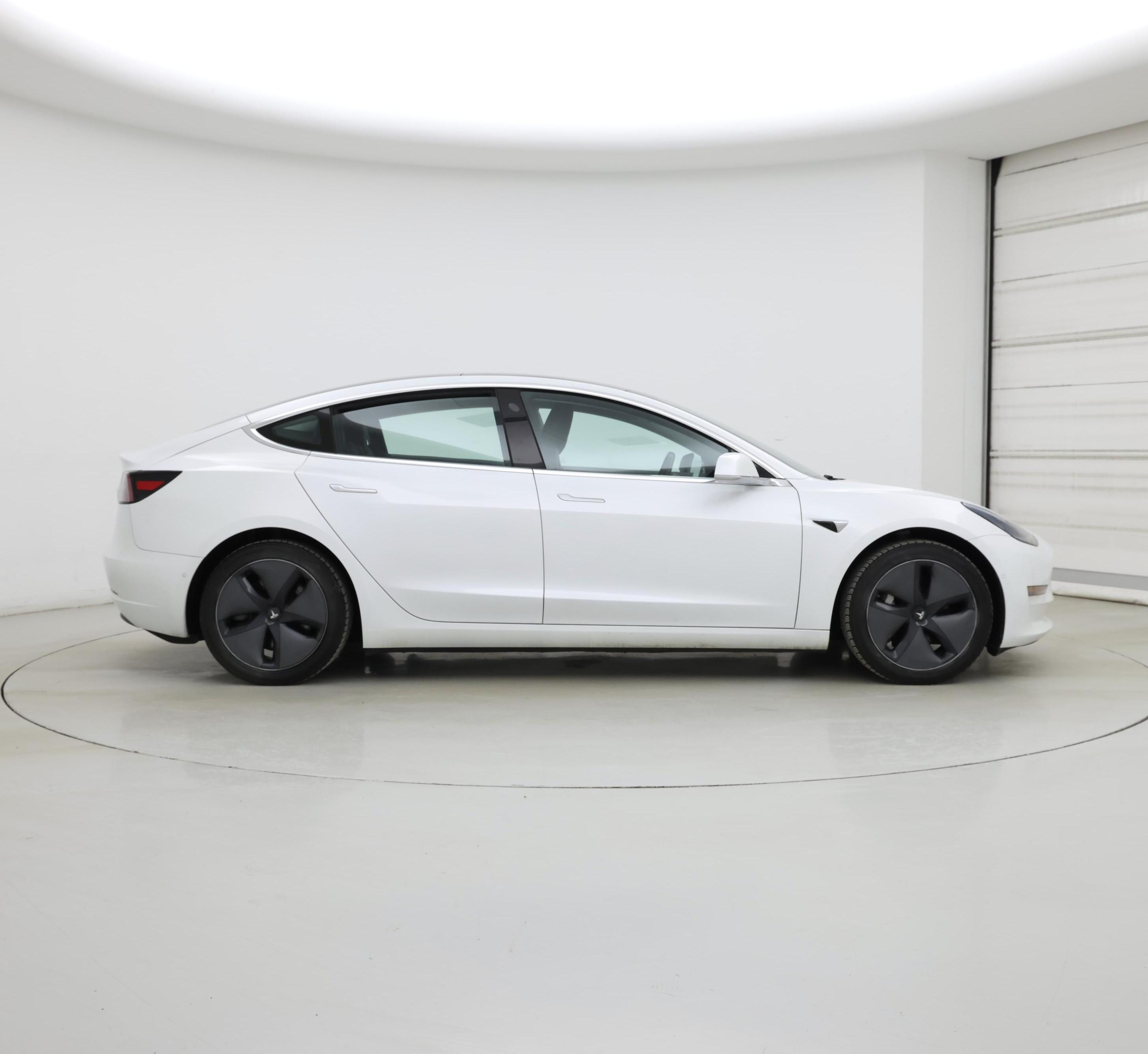 Thumbnail: 2020 Tesla Model 3 - 7