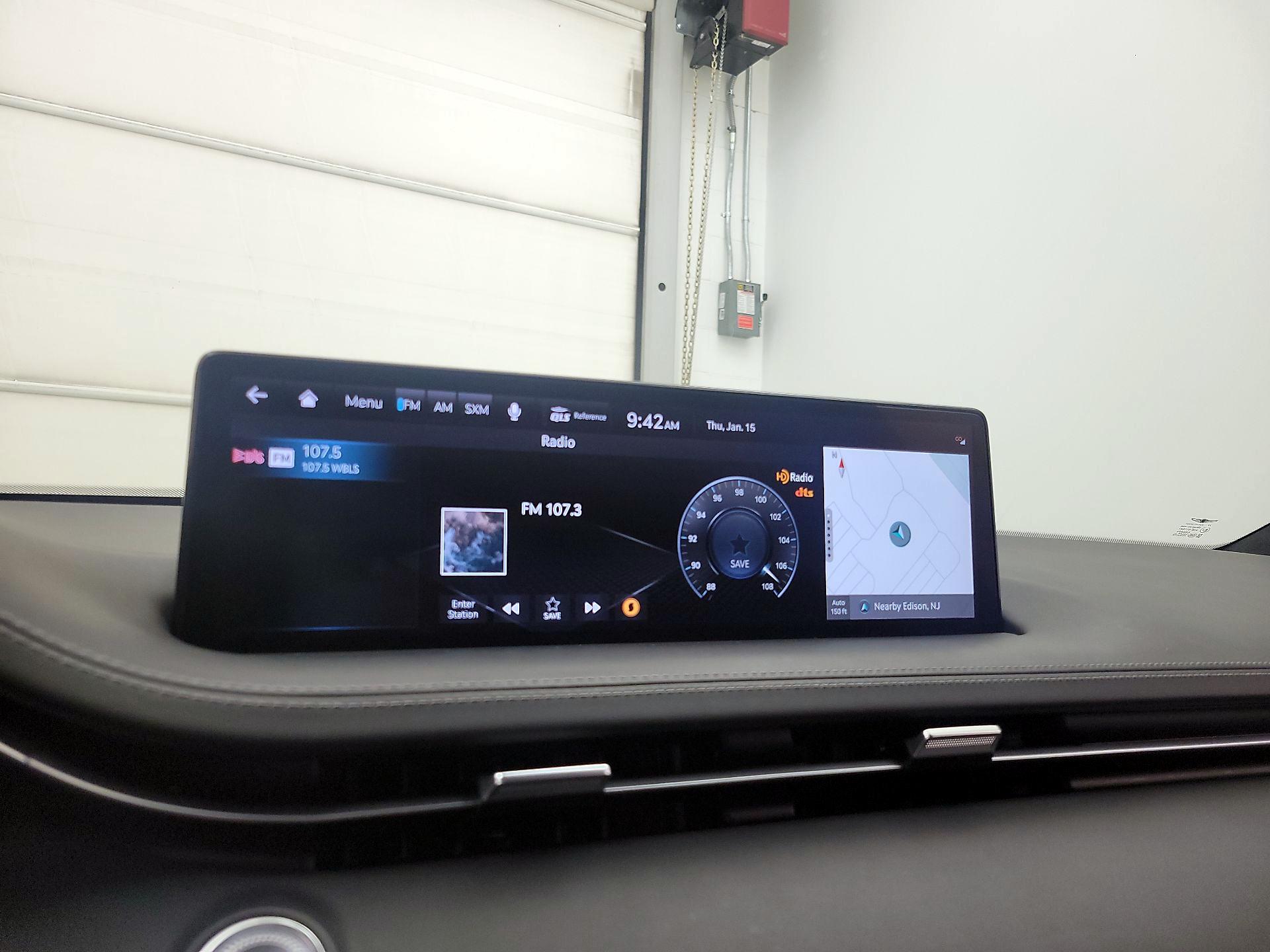 Thumbnail: 2023 Genesis GV70 - 16