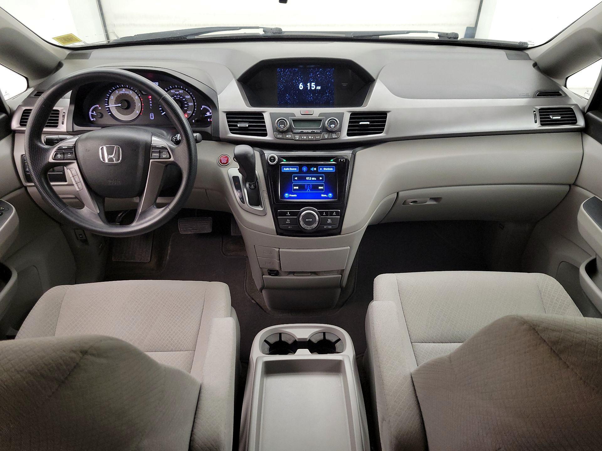 Thumbnail: 2015 Honda Odyssey - 9