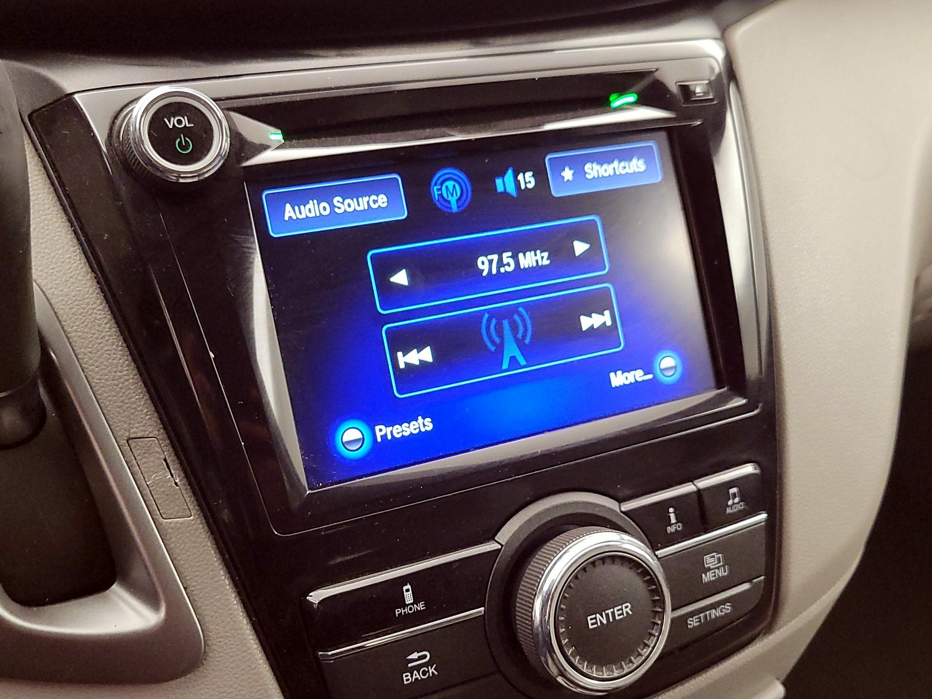 Thumbnail: 2015 Honda Odyssey - 15