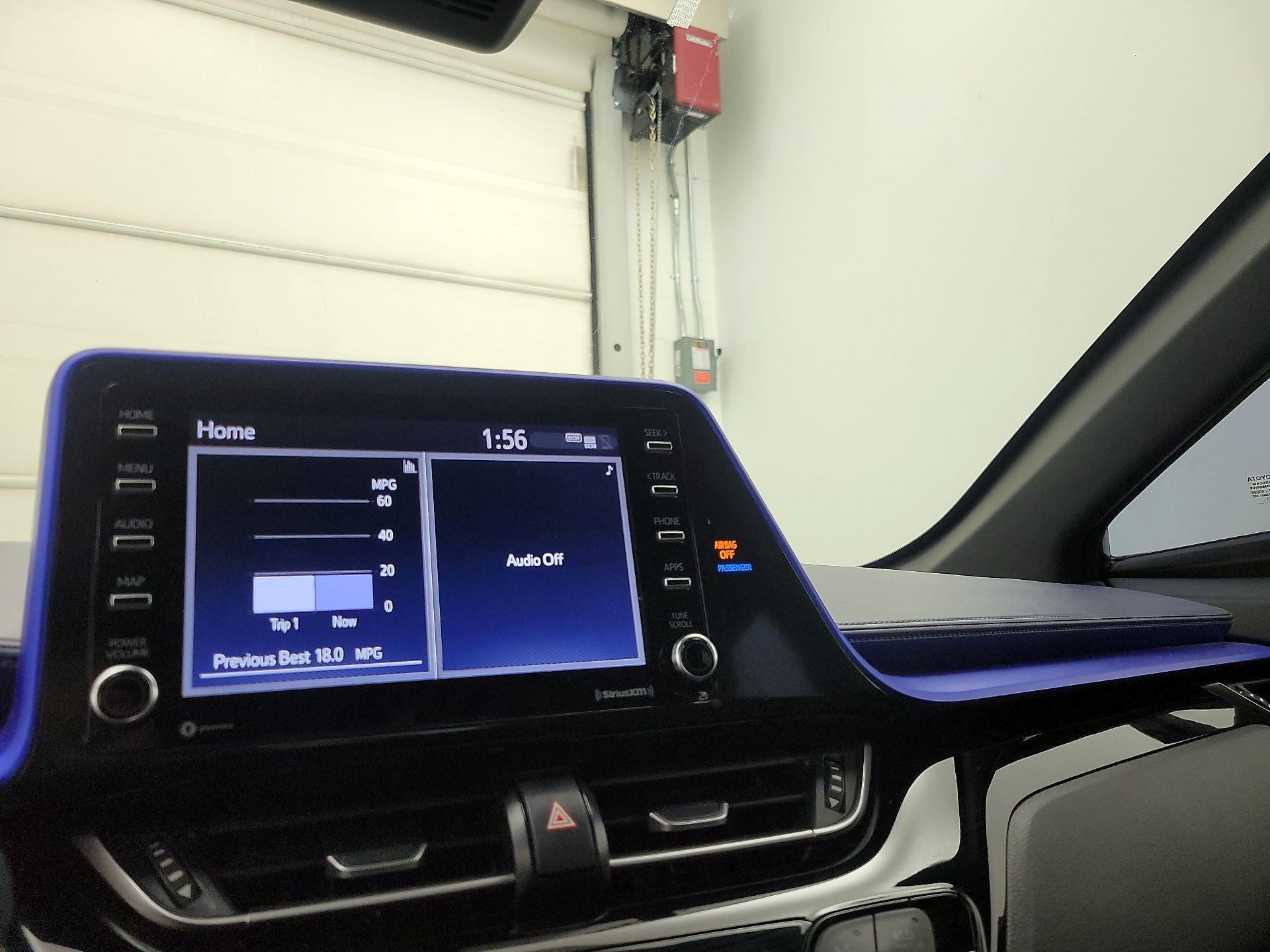 Thumbnail: 2022 Toyota C-HR - 15