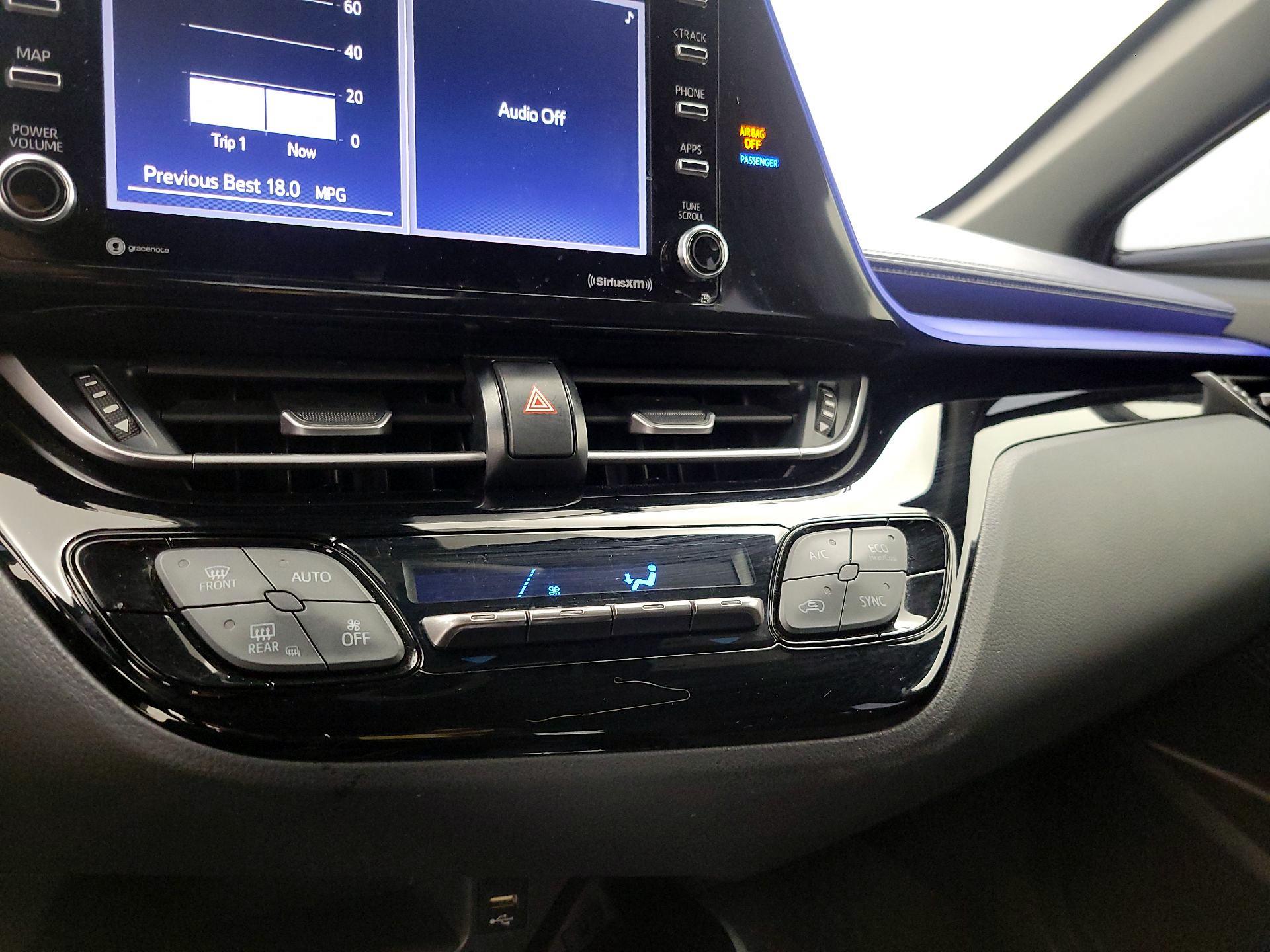 Thumbnail: 2022 Toyota C-HR - 16