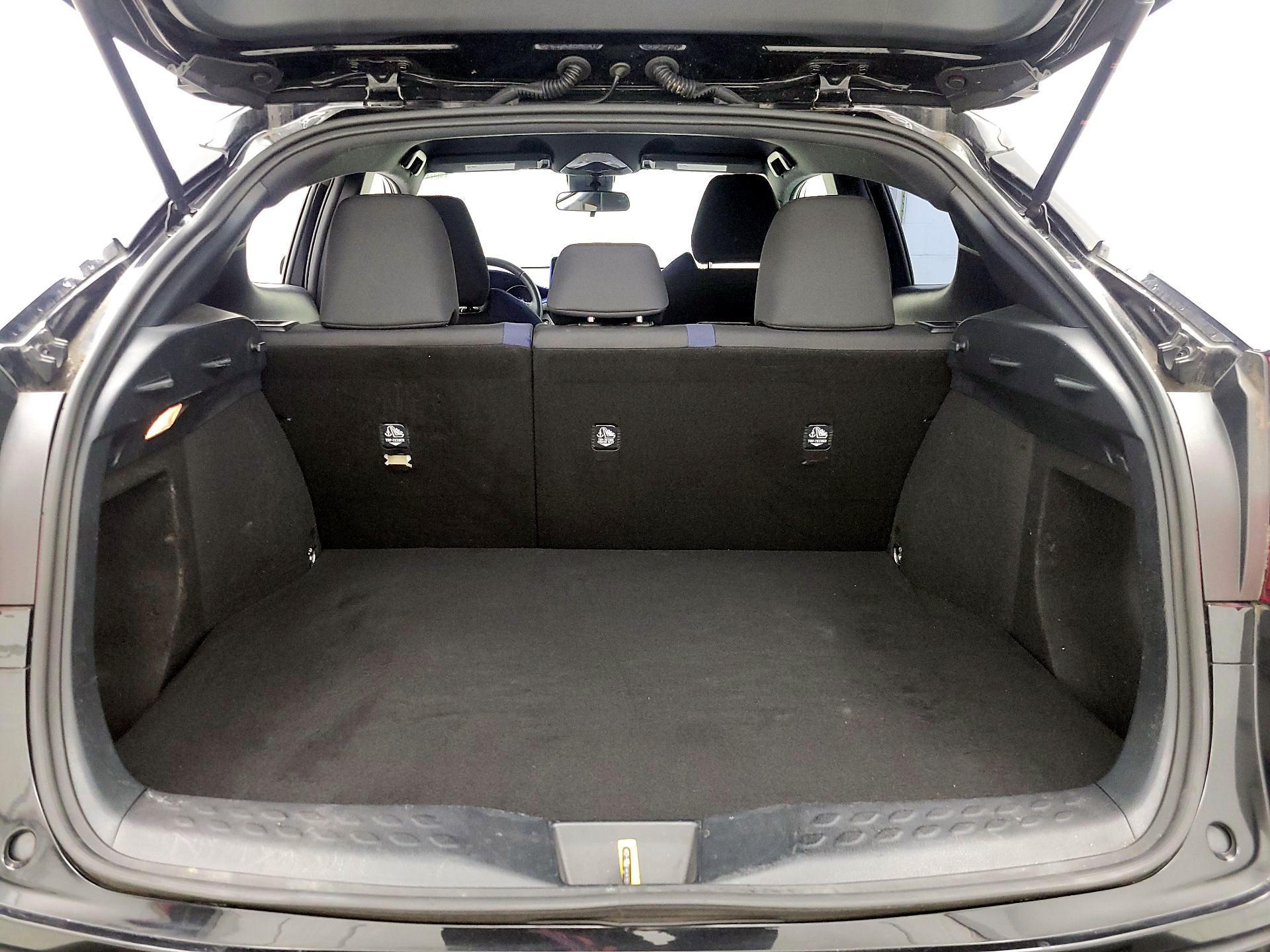 Thumbnail: 2022 Toyota C-HR - 20