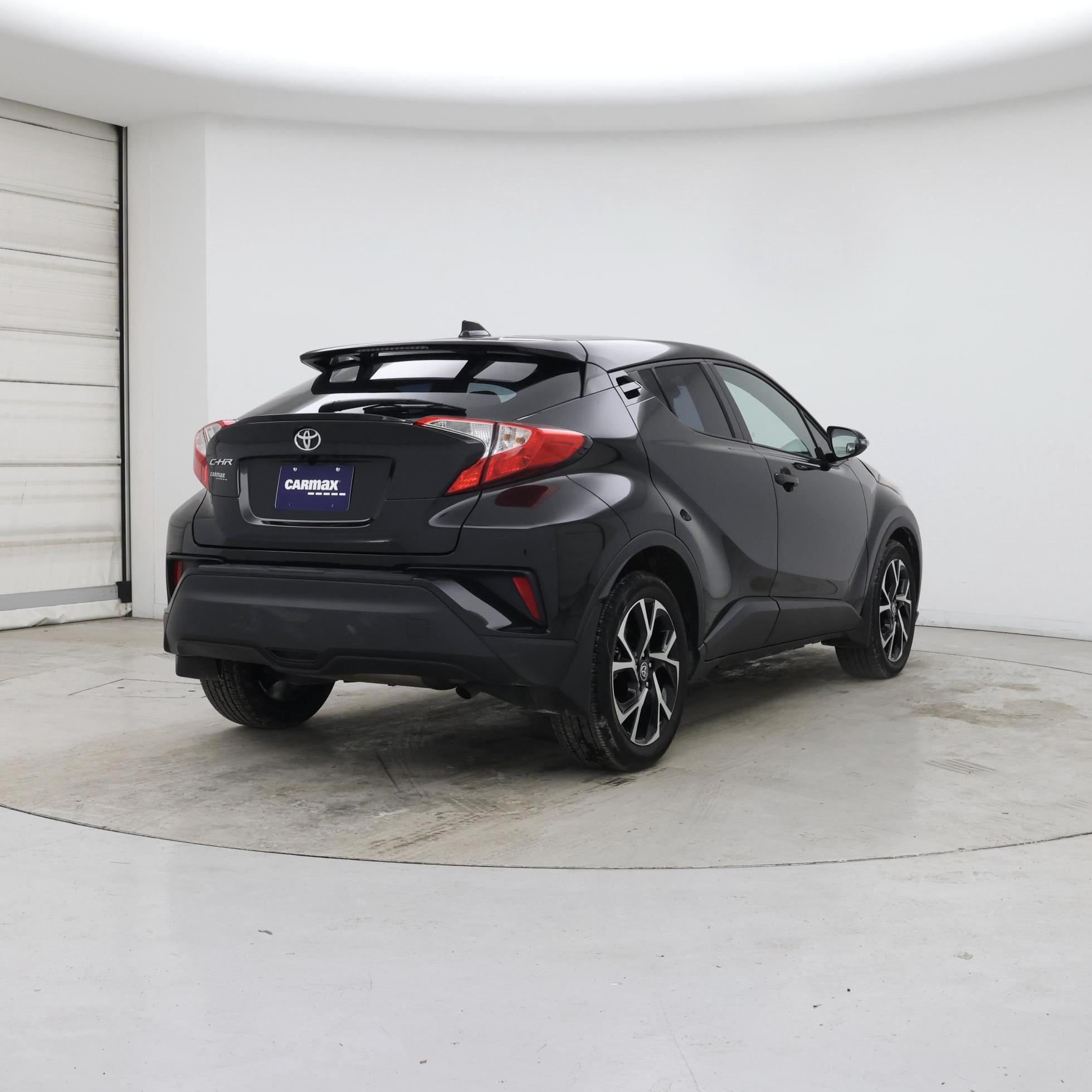 Thumbnail: 2022 Toyota C-HR - 8