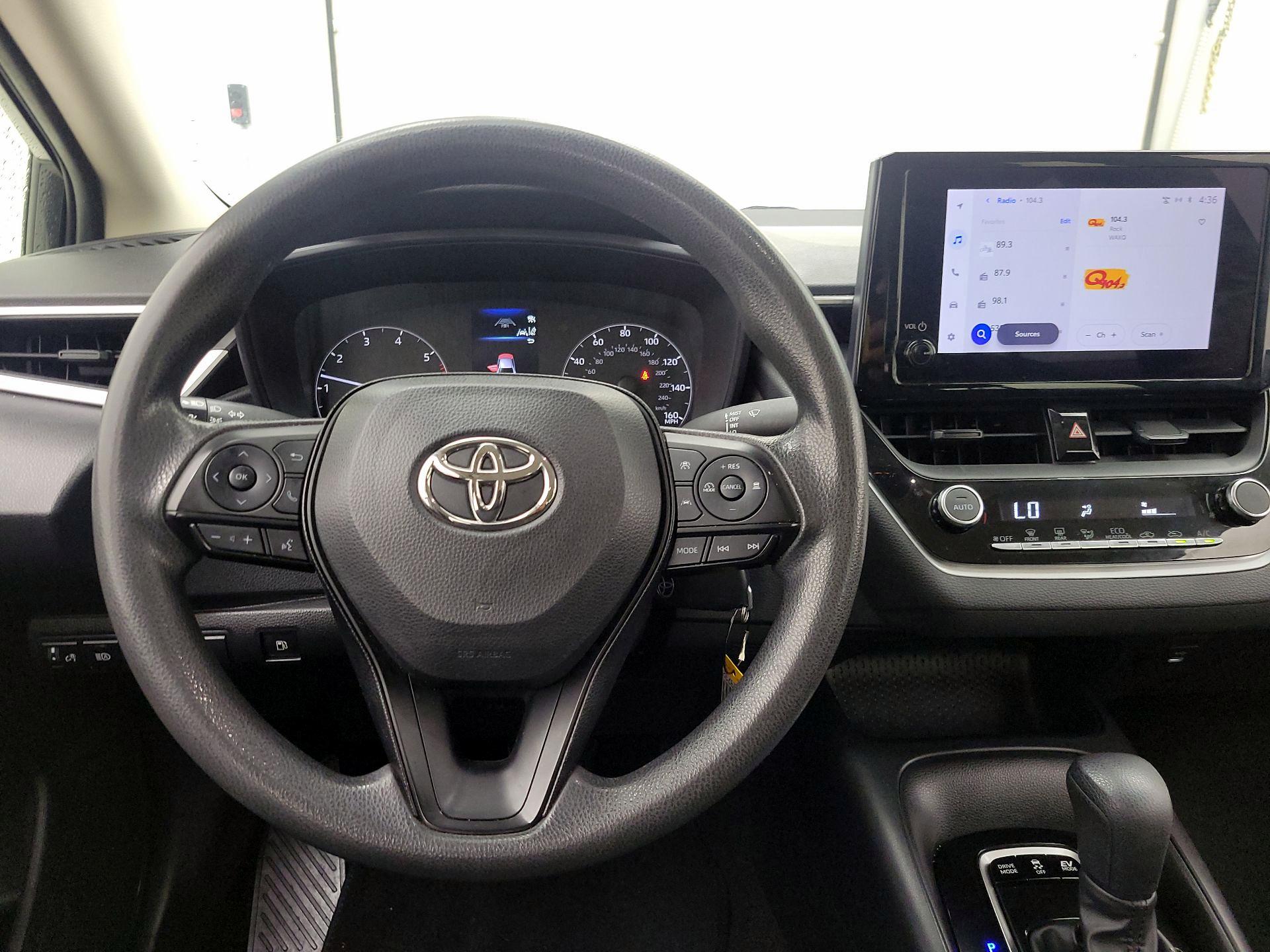 Thumbnail: 2023 Toyota Corolla - 10