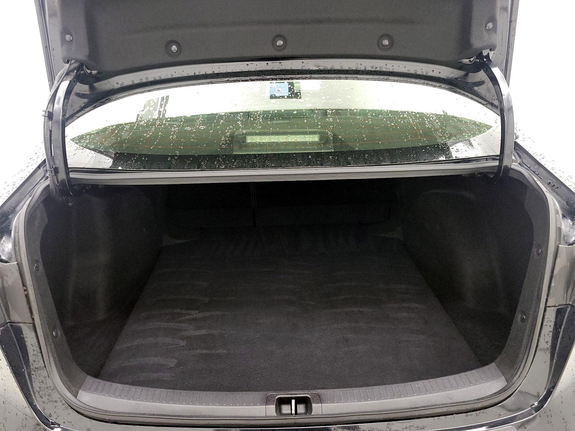 Thumbnail: 2023 Toyota Corolla - 18