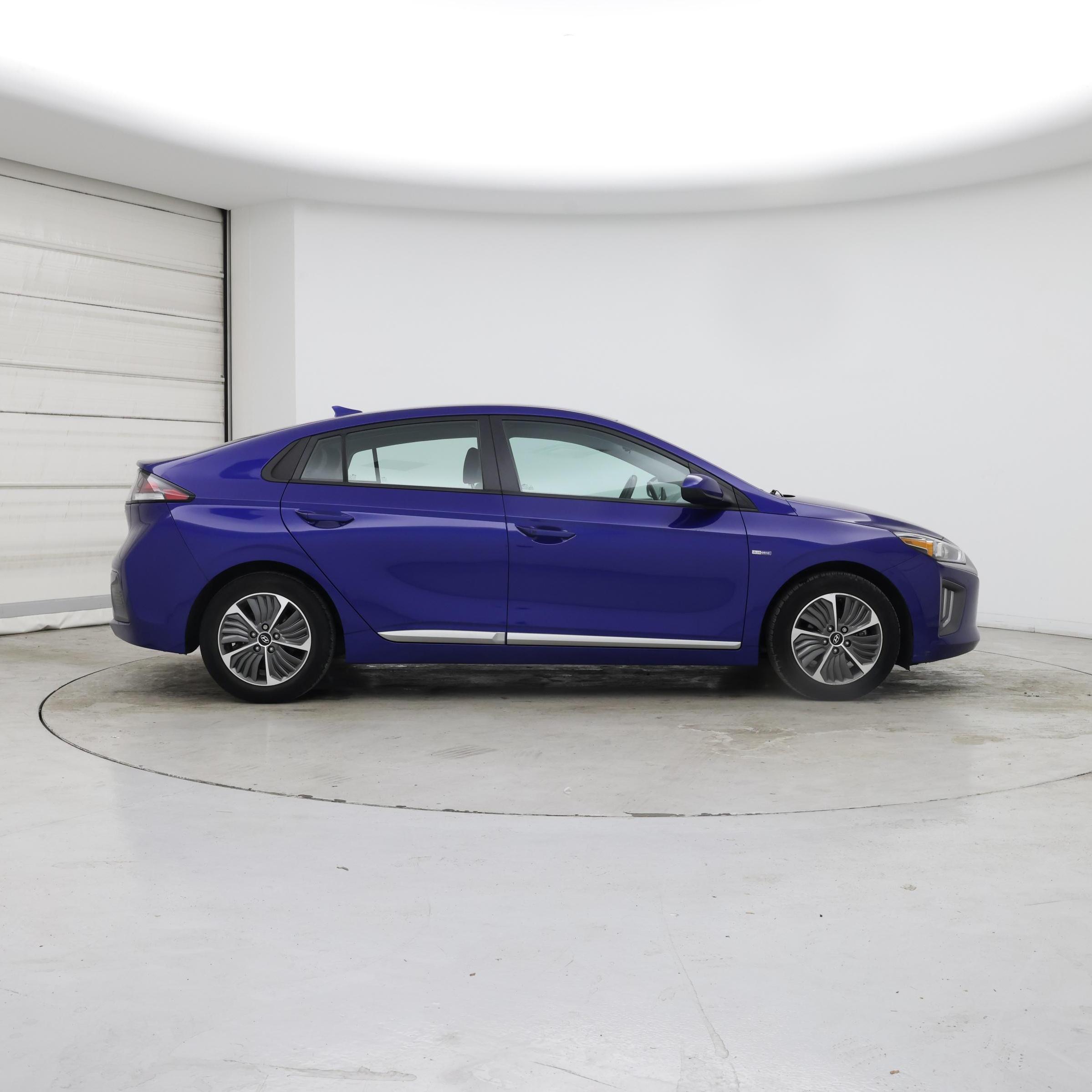 Thumbnail: 2020 Hyundai Ioniq - 7