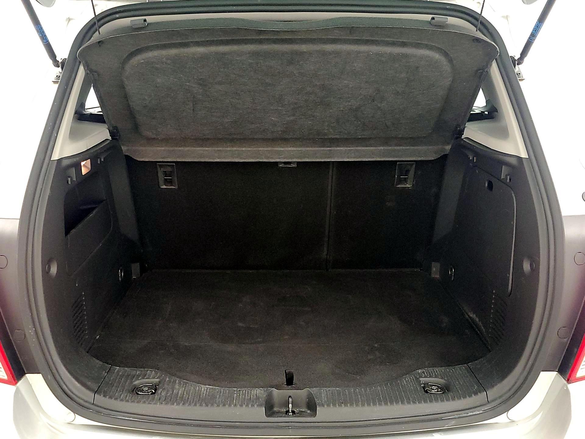 Thumbnail: 2017 Chevrolet Trax - 20