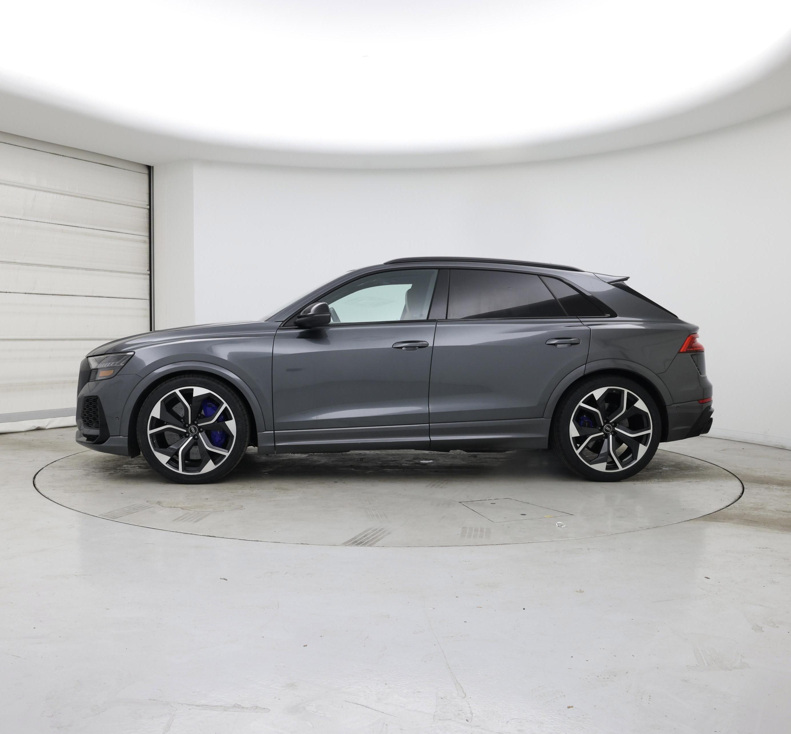 Thumbnail: 2022 Audi RS Q8 - 3