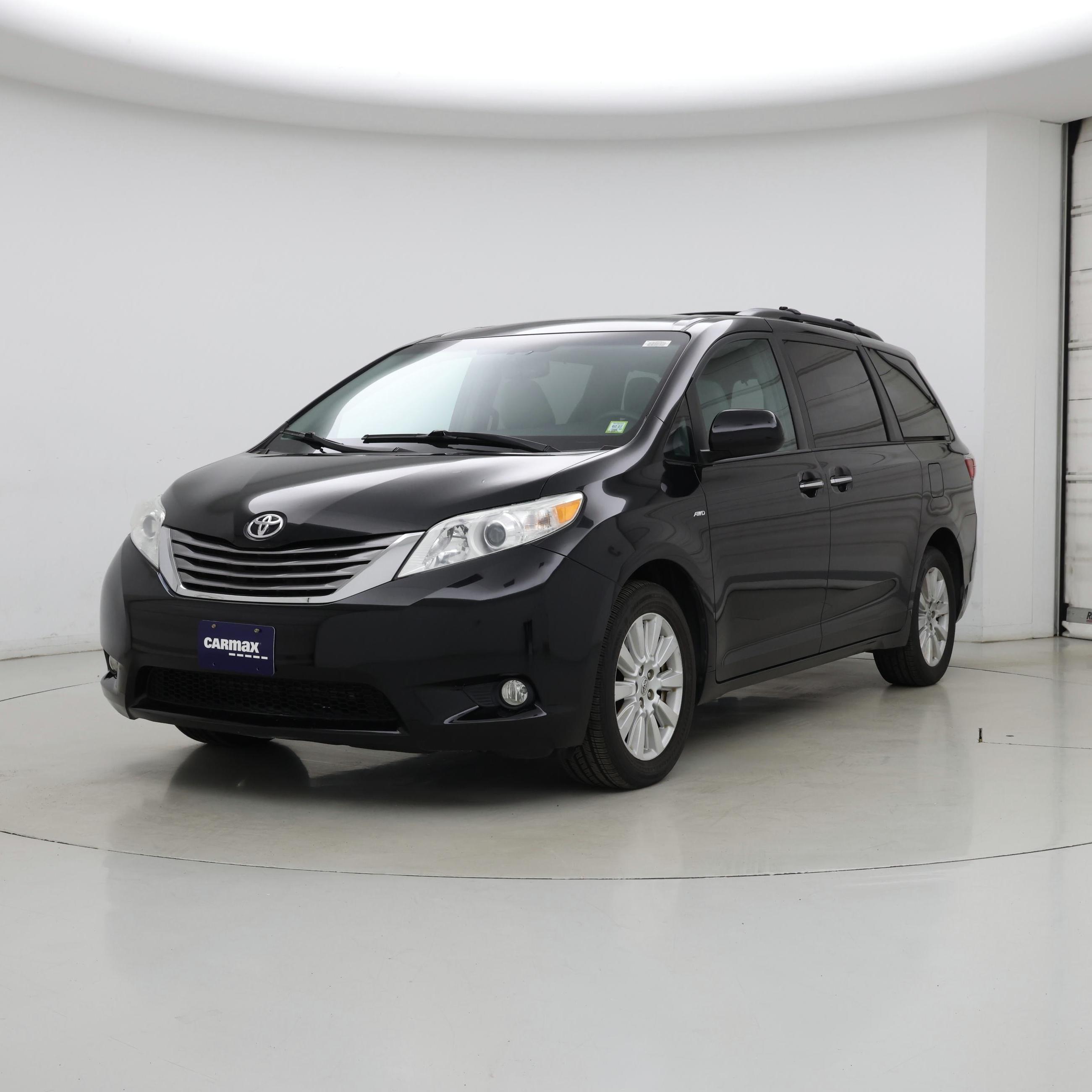 Thumbnail: 2017 Toyota Sienna - 4