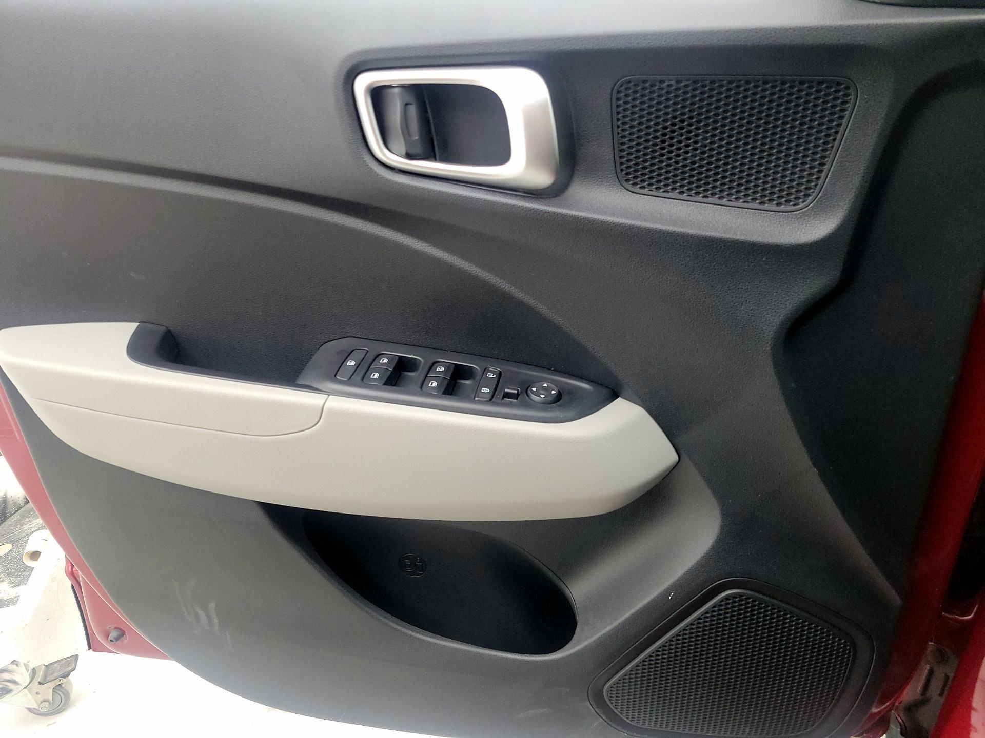 Thumbnail: 2024 Hyundai Venue - 12