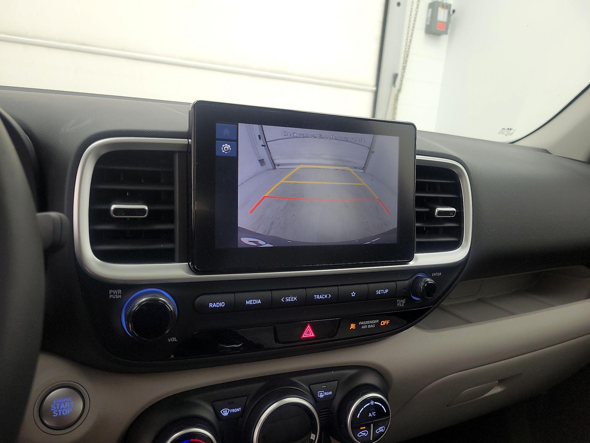 Thumbnail: 2024 Hyundai Venue - 14