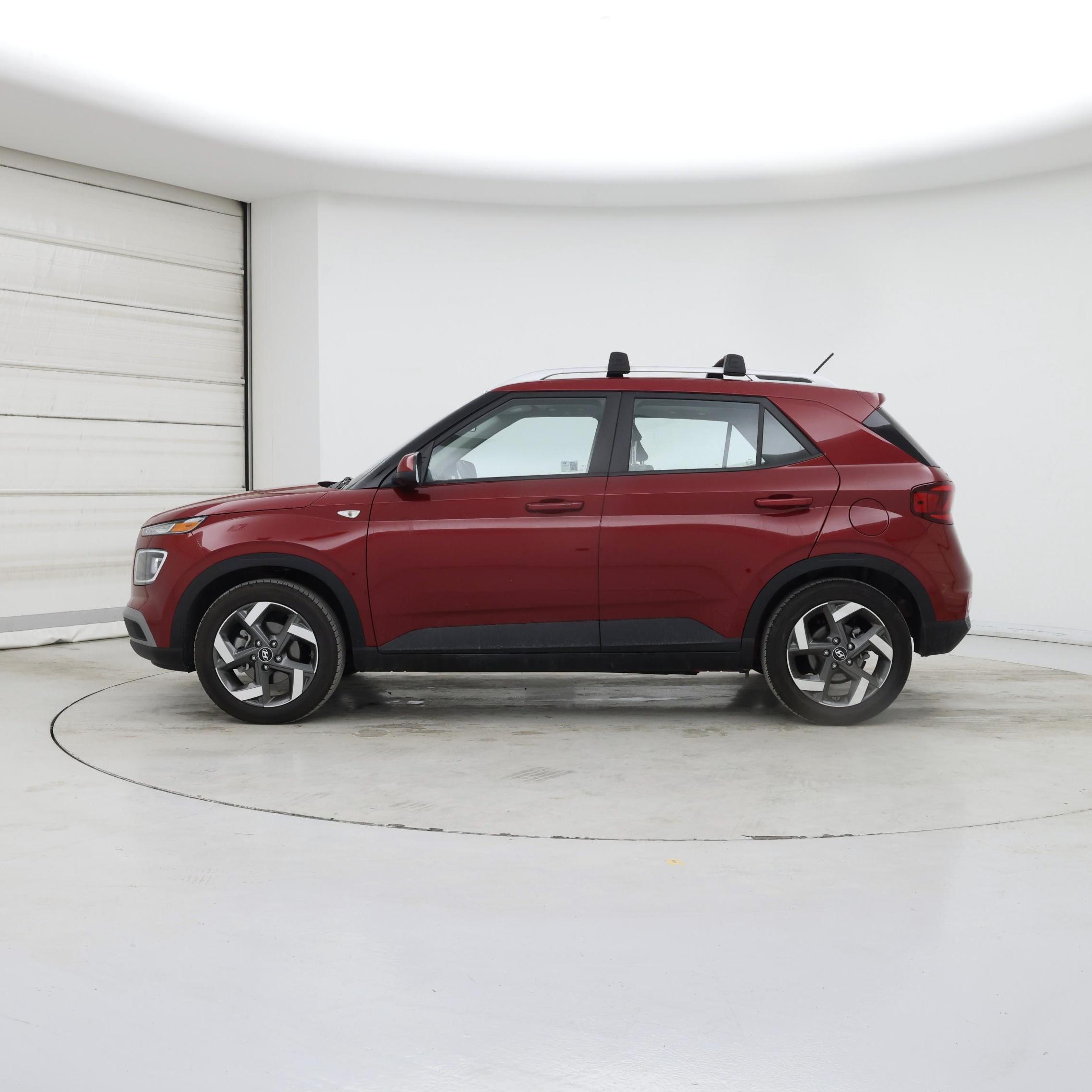 Thumbnail: 2024 Hyundai Venue - 3