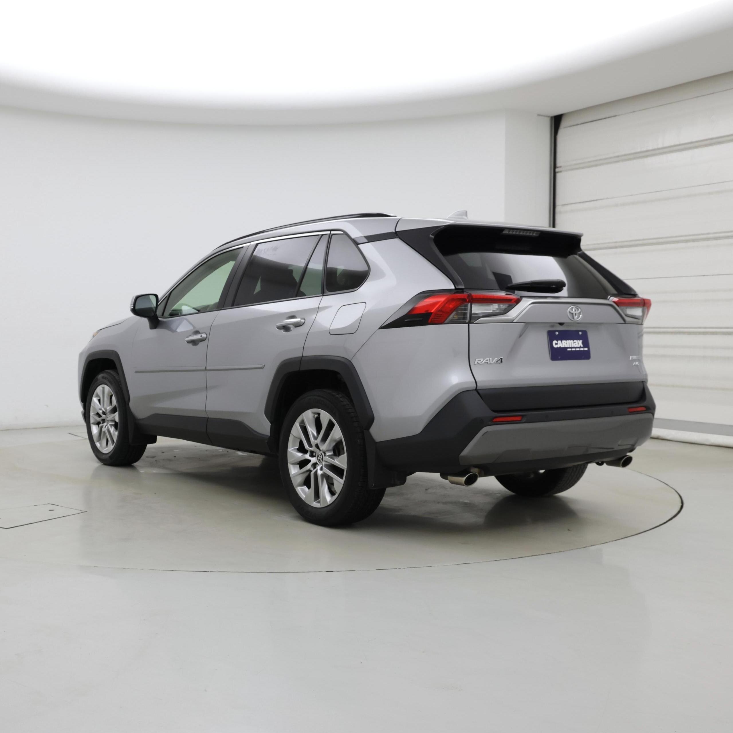 Thumbnail: 2020 Toyota RAV4 - 2