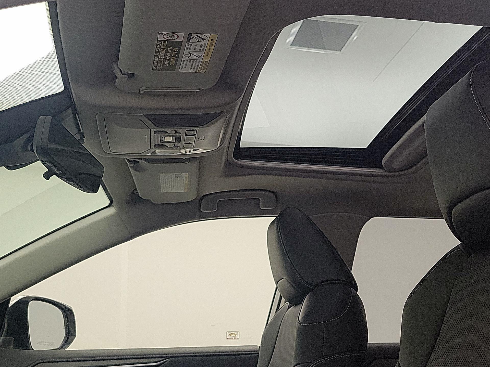 Thumbnail: 2020 Toyota RAV4 - 20