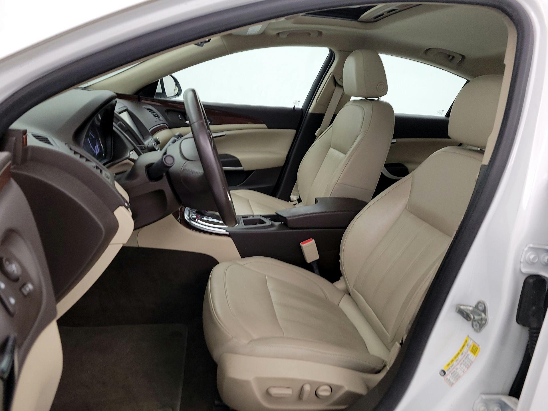 Thumbnail: 2017 Buick Regal - 11