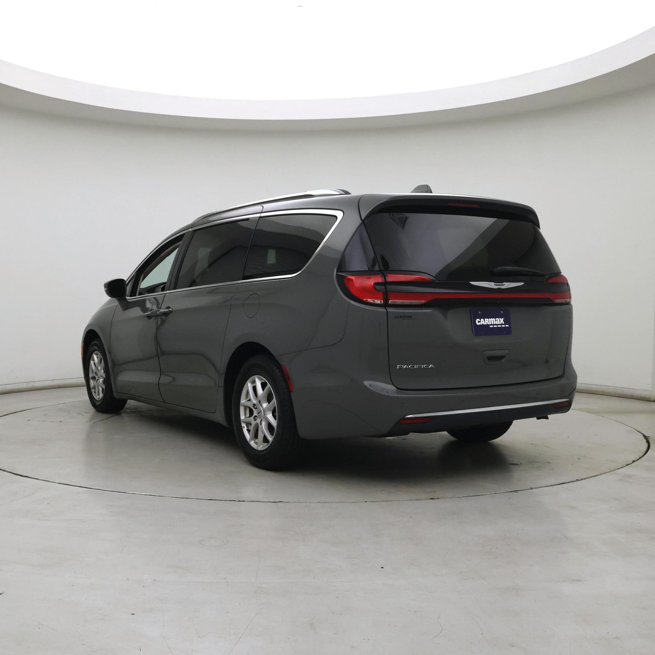 Thumbnail: 2021 Chrysler Pacifica - 2