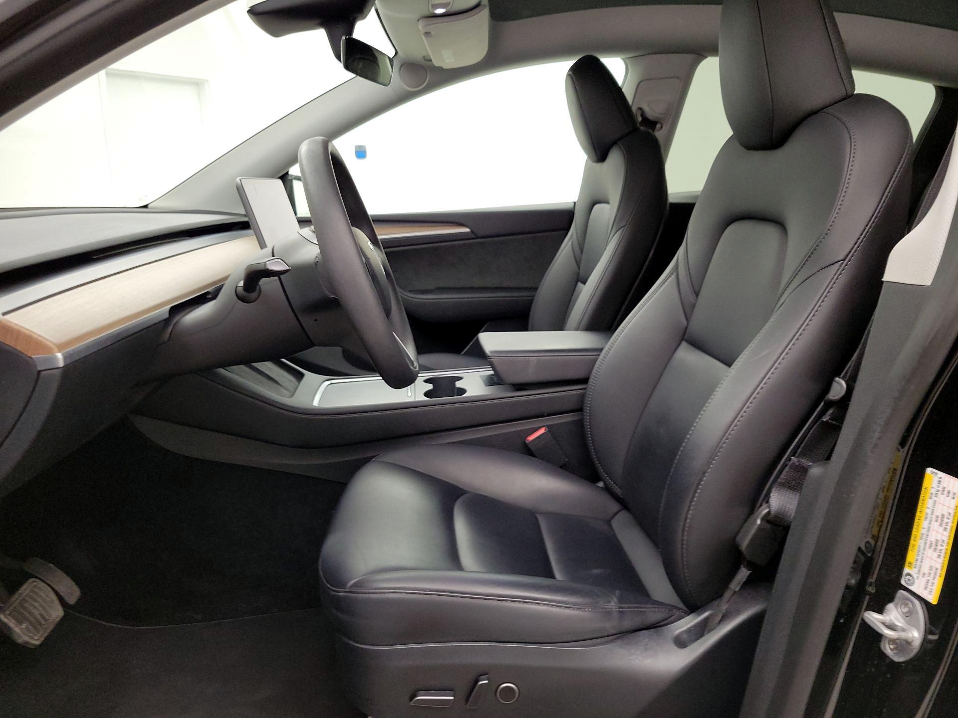 Thumbnail: 2023 Tesla Model Y - 11