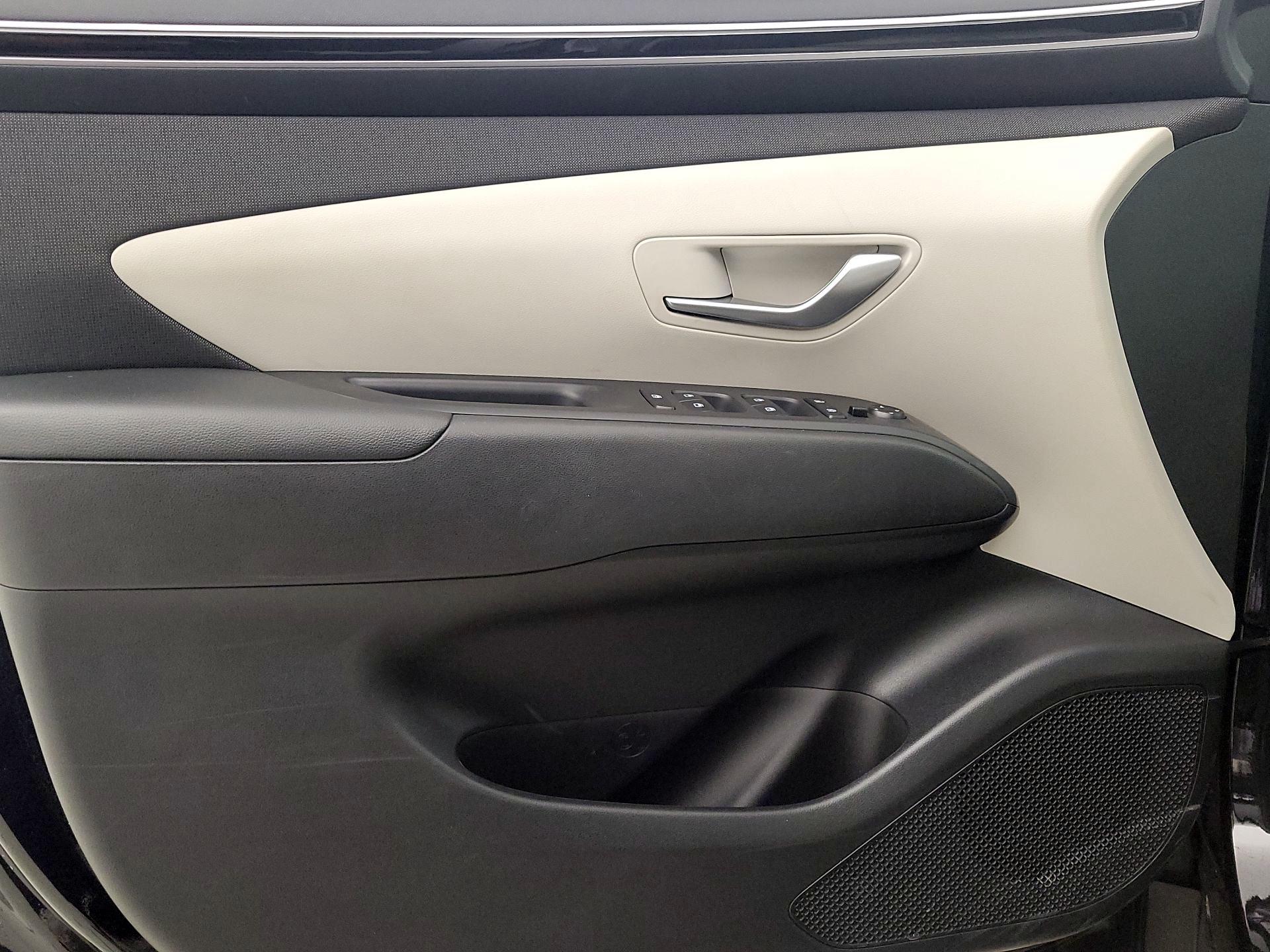 Thumbnail: 2023 Hyundai Tucson - 12