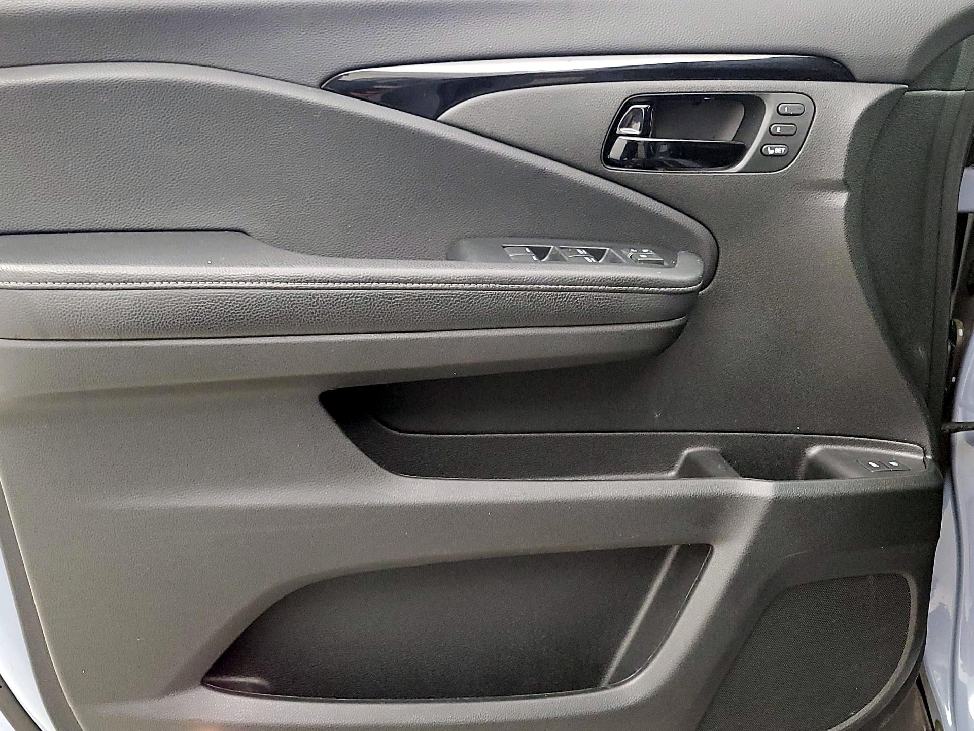 Thumbnail: 2022 Honda Passport - 12