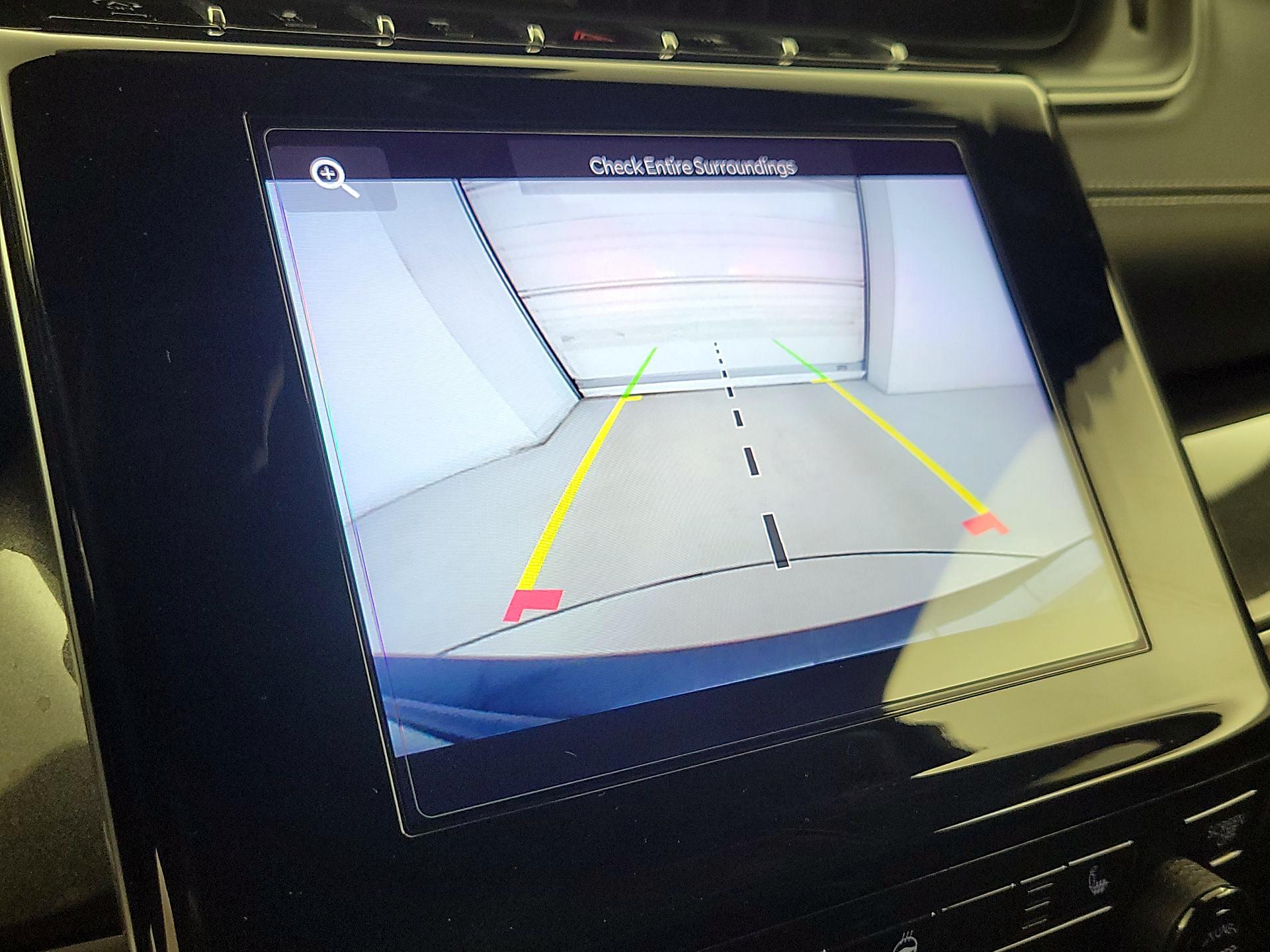 Thumbnail: 2022 Jeep Grand Cherokee - 14