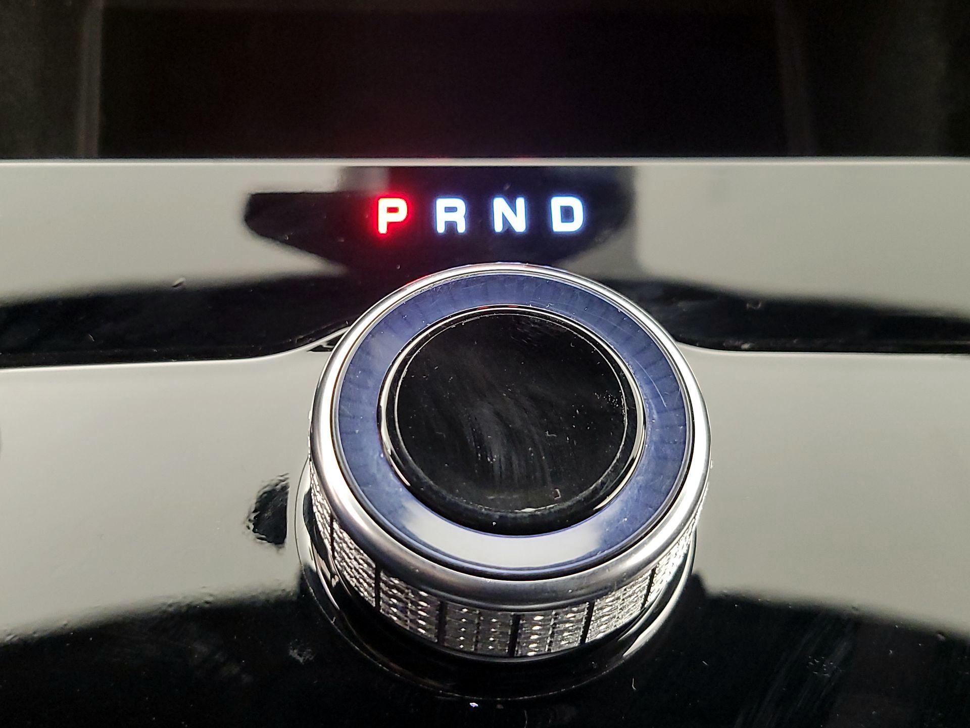 Thumbnail: 2022 Jeep Grand Cherokee - 17