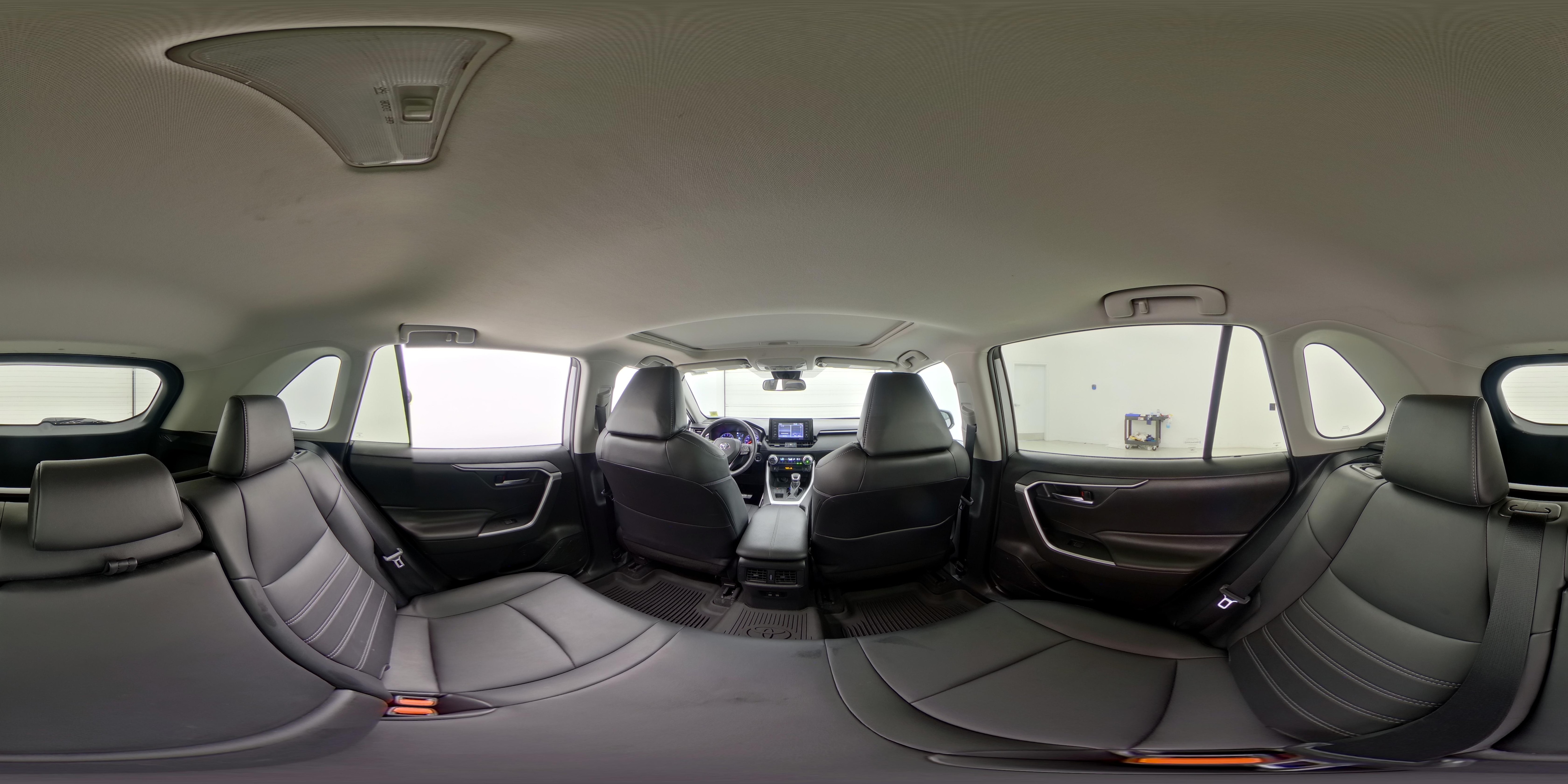 2020 Toyota RAV4 XLE Premium - Photo 26